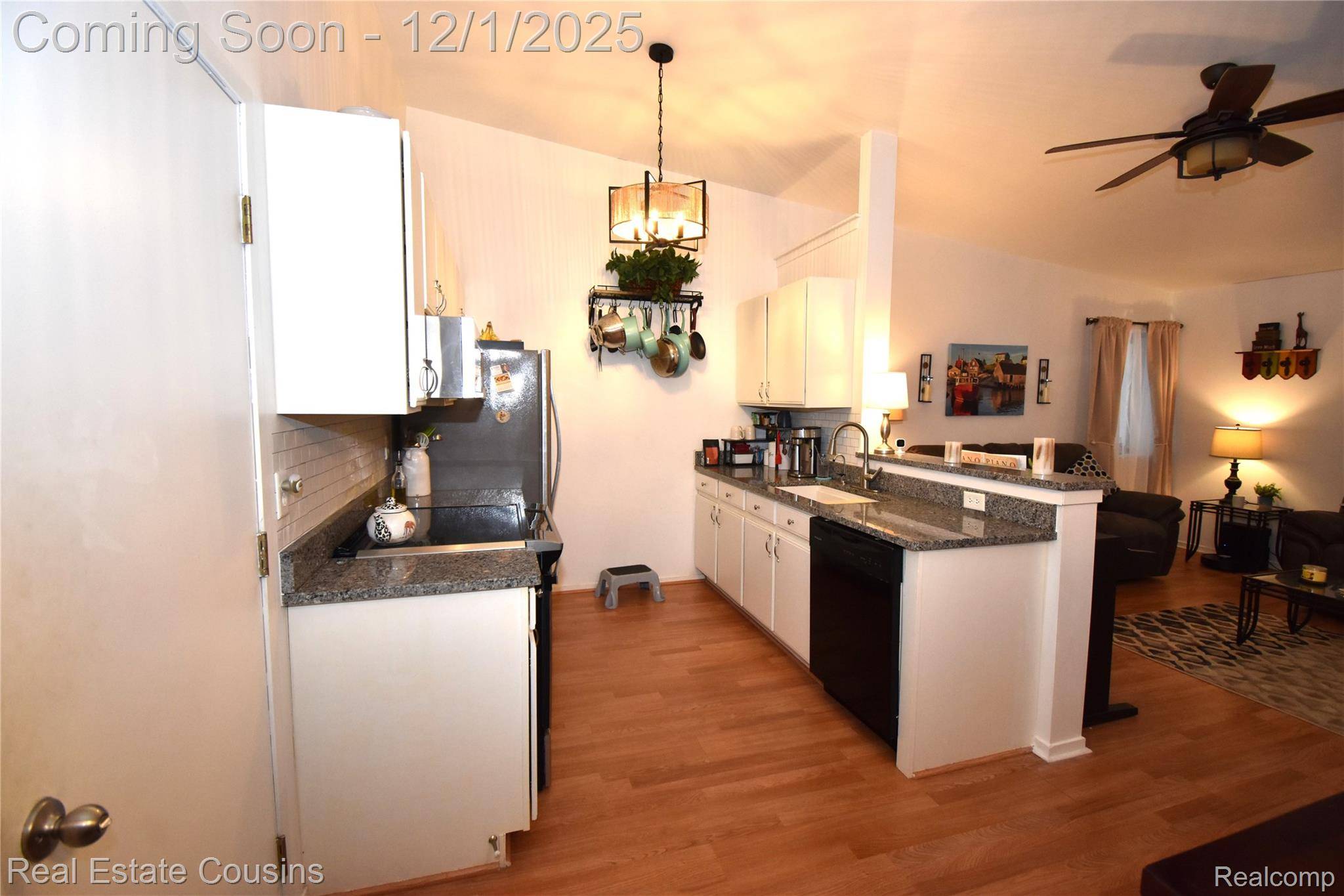 Grand Blanc, MI 48439,9562 Woodside CIR