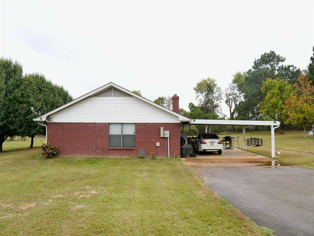 Hughes Springs, TX 75656,237 county road 2937