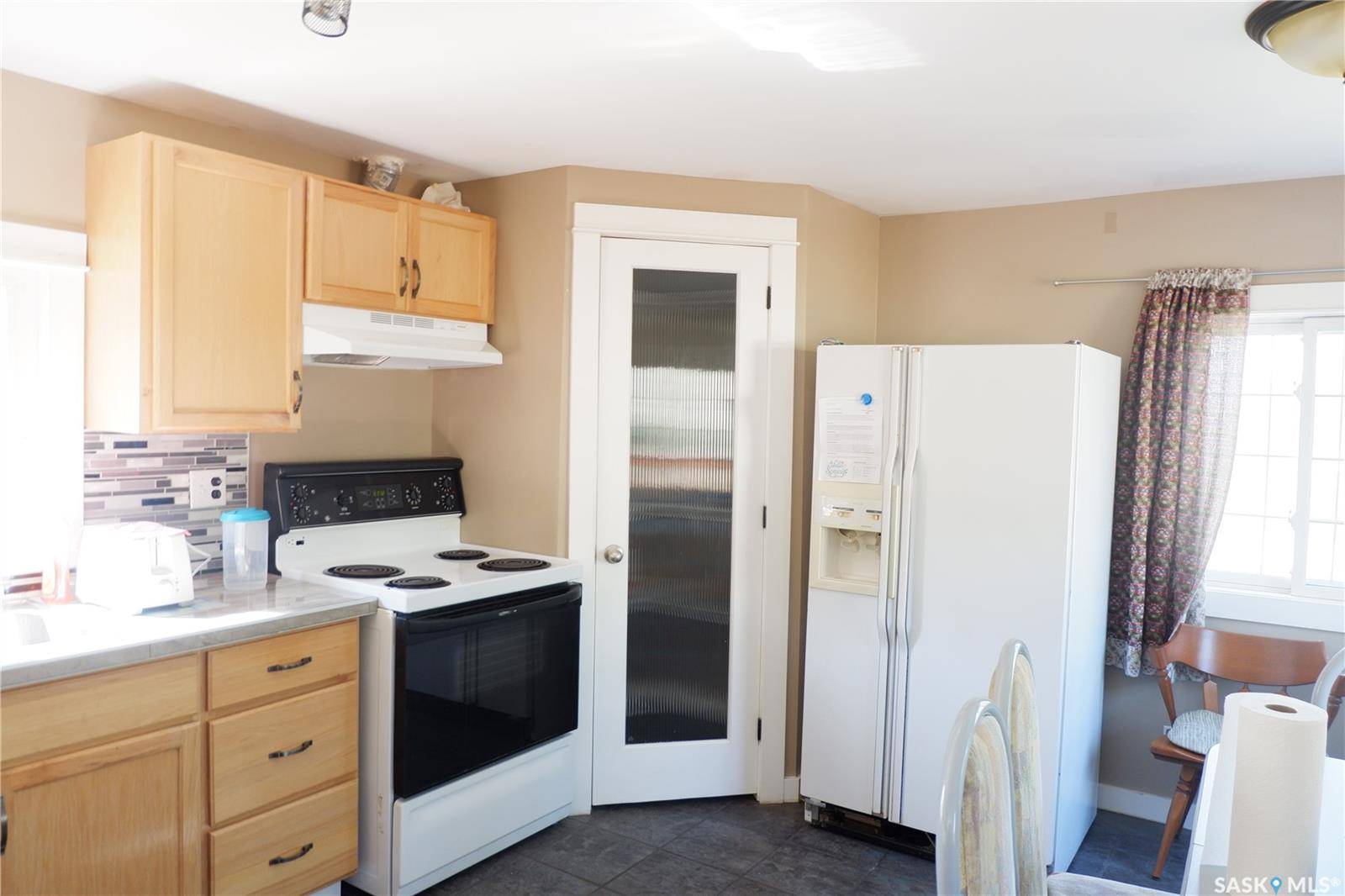 Lafleche, SK S0H 2K0,123 3rd STREET W