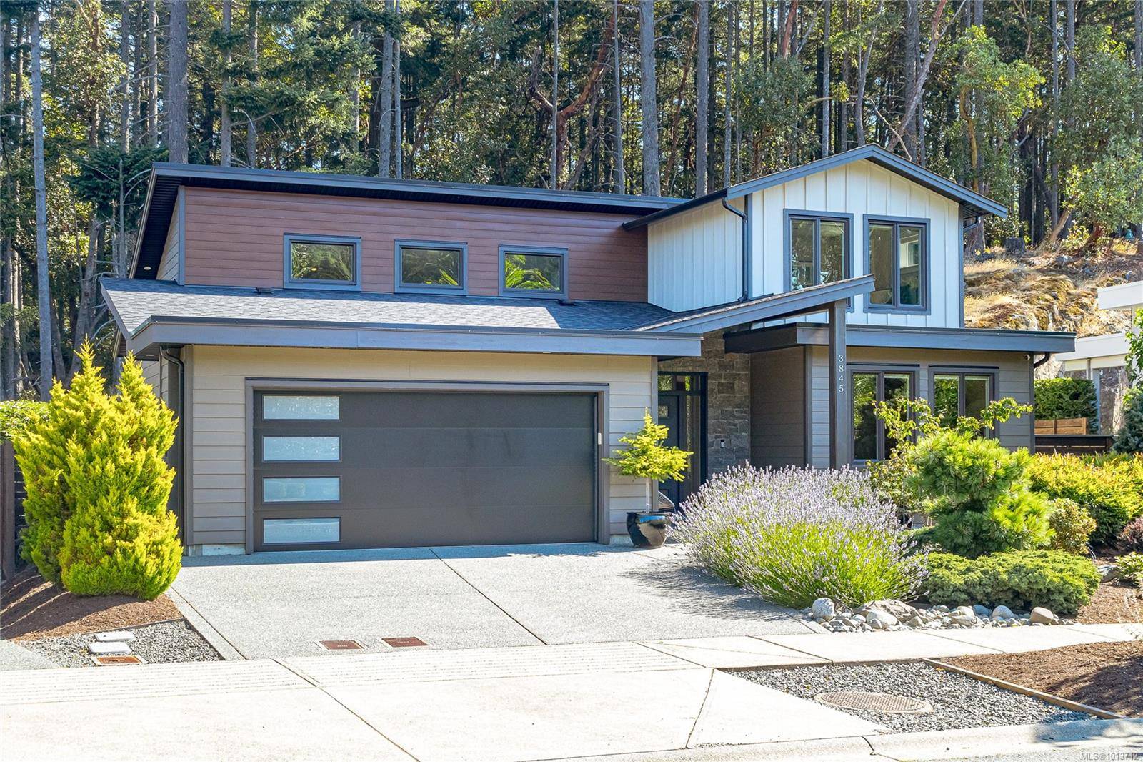 Nanaimo, BC V9T 0G8,3845 Glen Oaks Dr