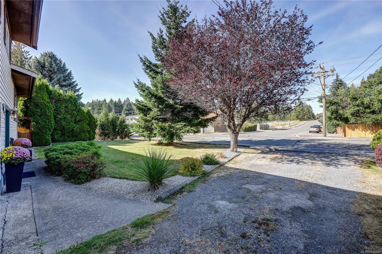 Nanaimo, BC V9T 2T9,3791 Uplands Dr