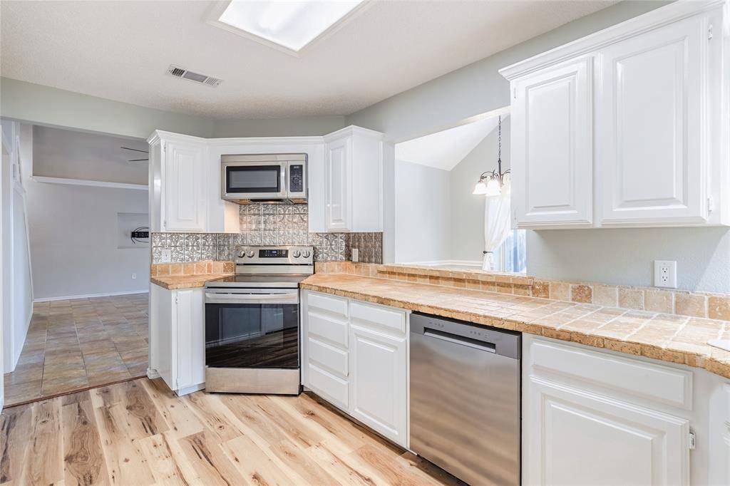 Keller, TX 76248,2123 Ridgecliff Drive