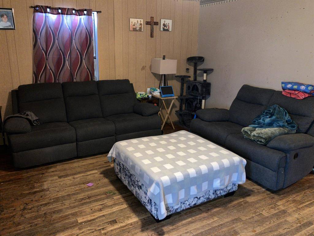 De Leon, TX 76444,8673 Highway 16