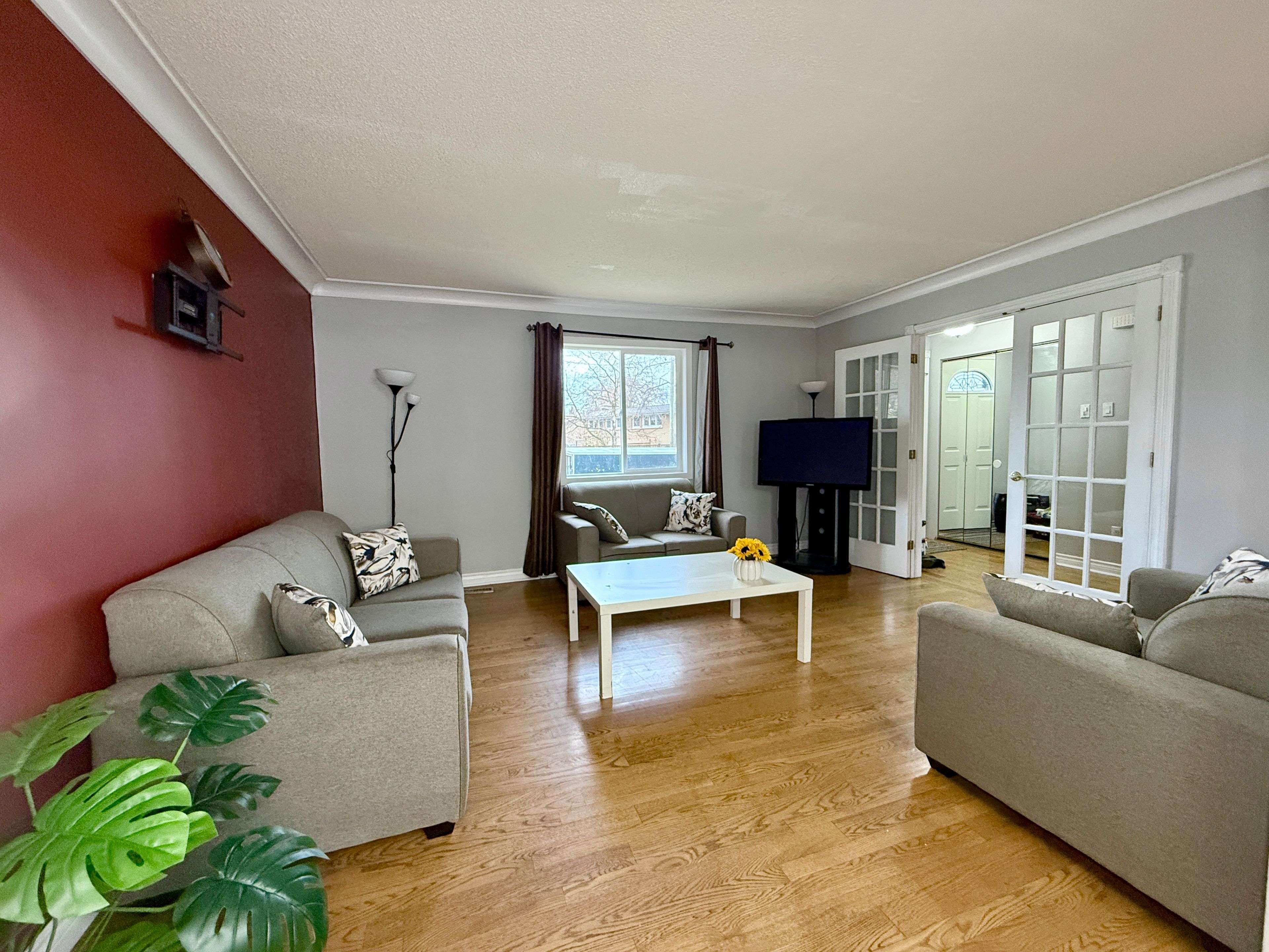 Sarnia, ON N7S 3N1,1508 Len AVE