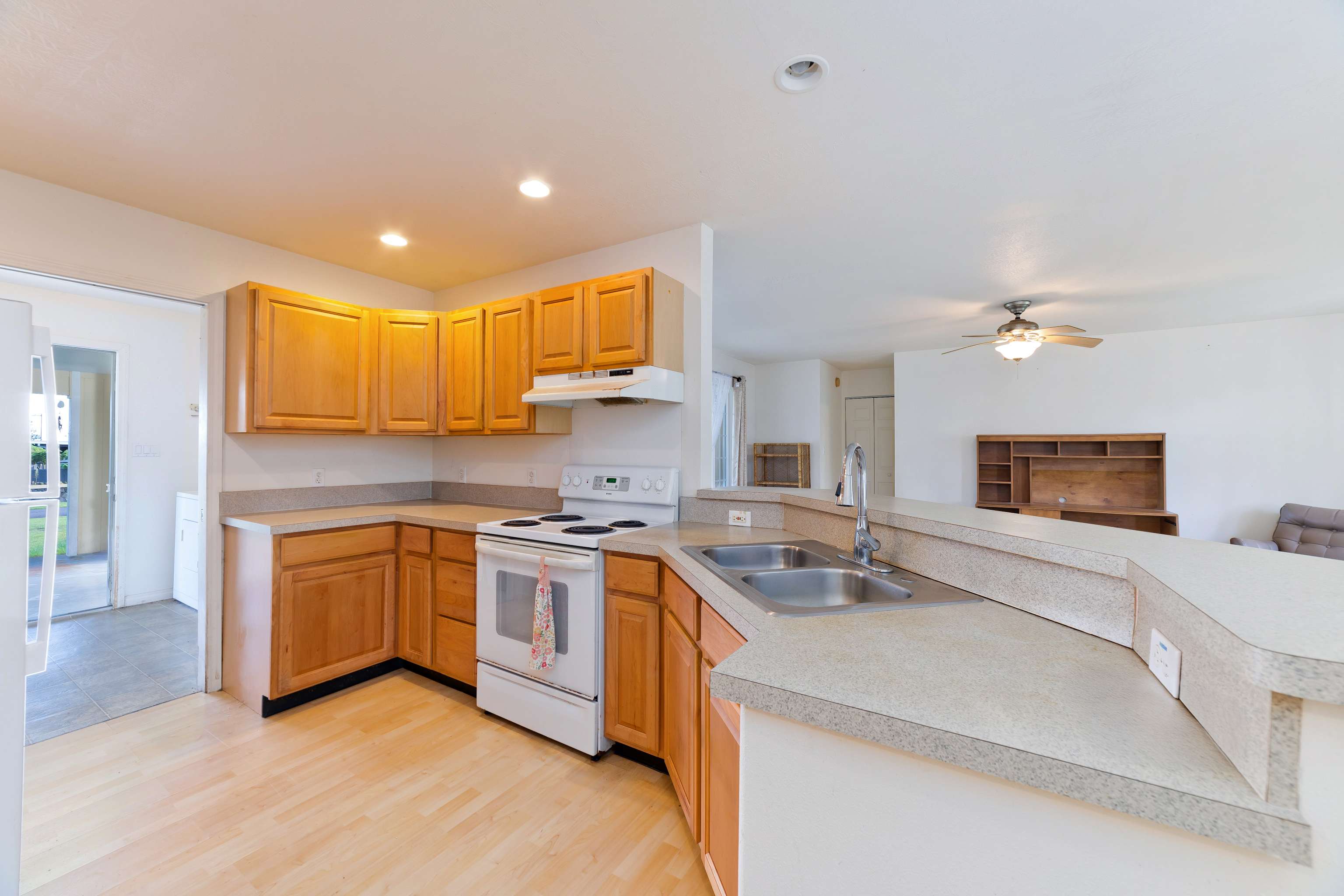 Pahoa, HI 96778,16-2132 UILANI DR