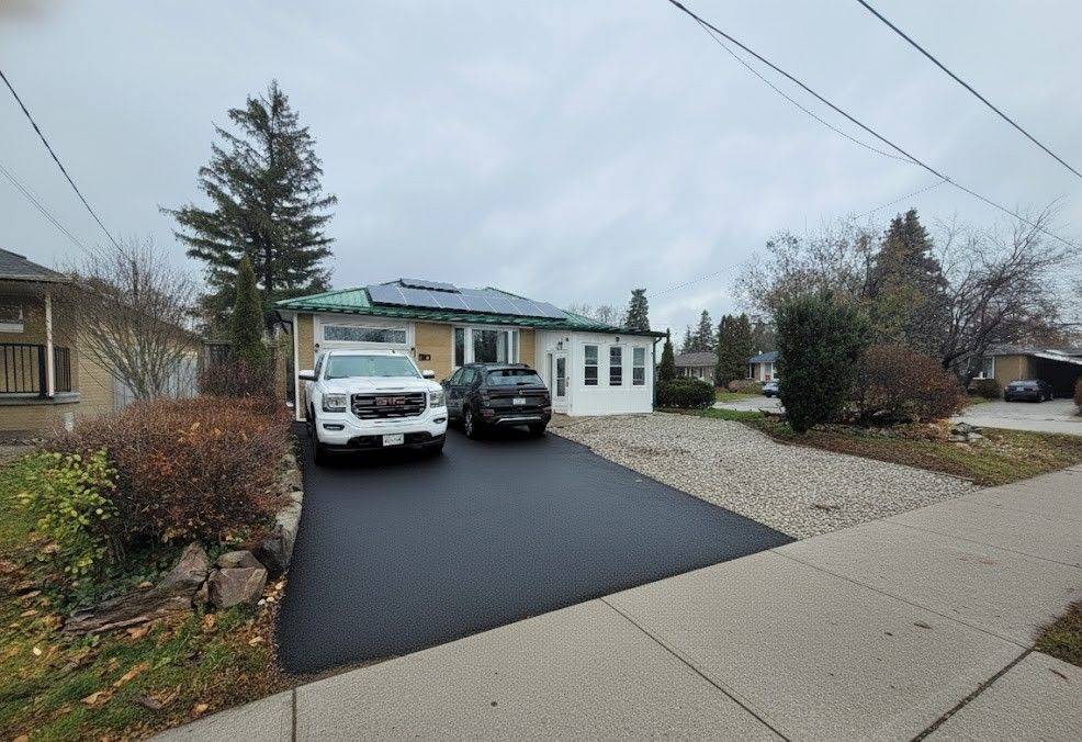 Richmond Hill, ON L4C 1R4,347 Boisdale AVE