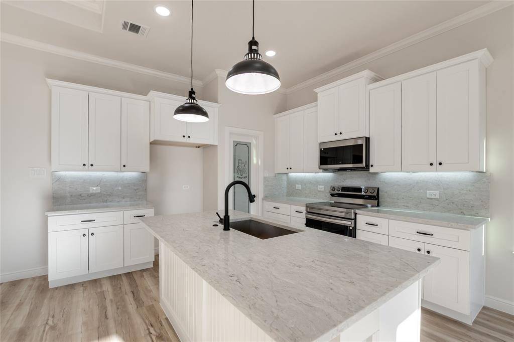 Granbury, TX 76048,3632 Arrowhead Circle