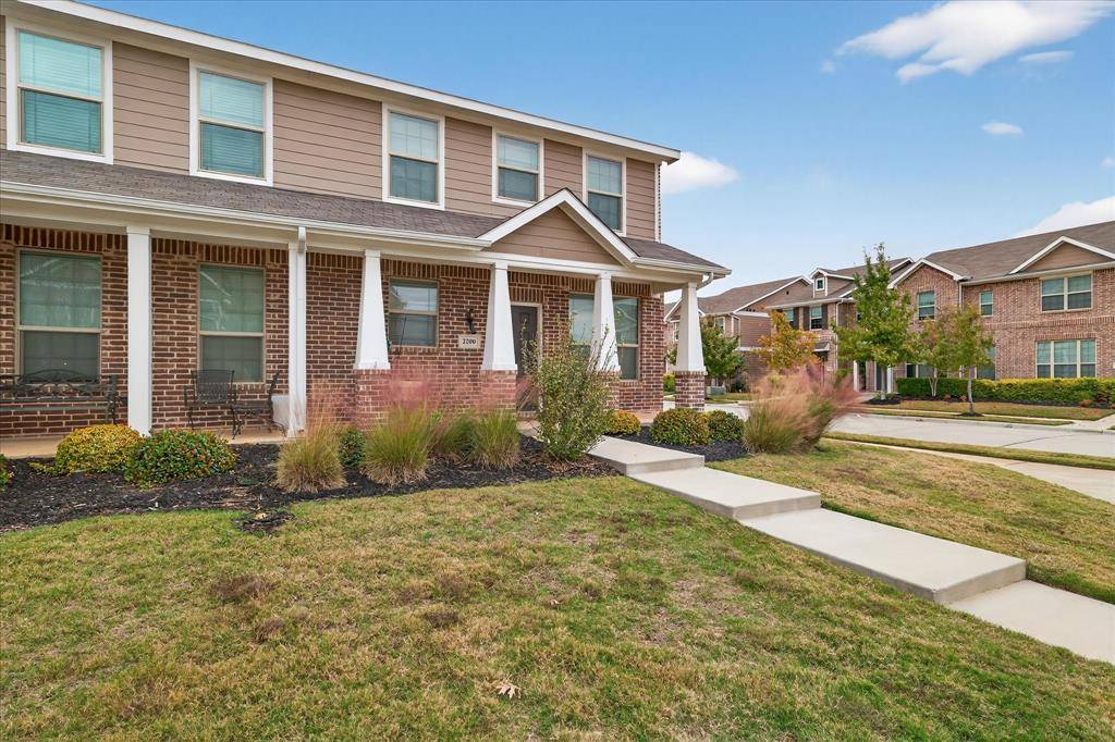 Denton, TX 76207,2200 Davenport Drive