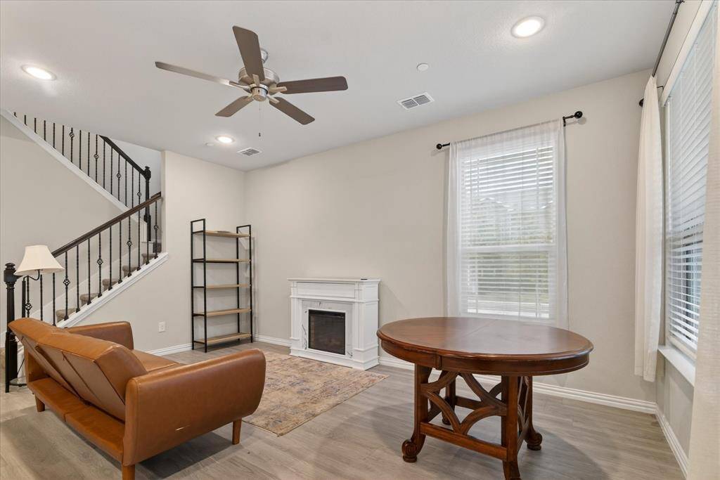 Denton, TX 76207,2200 Davenport Drive