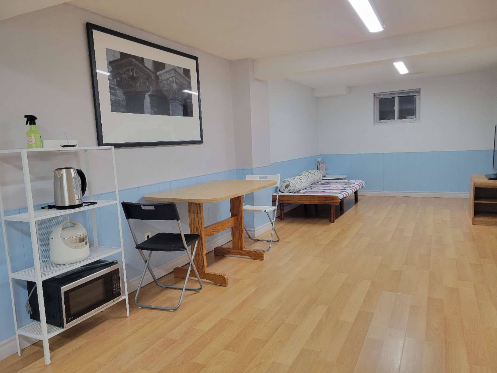 Toronto C15, ON M2H 2H9,80 Apache TRL #bsmt