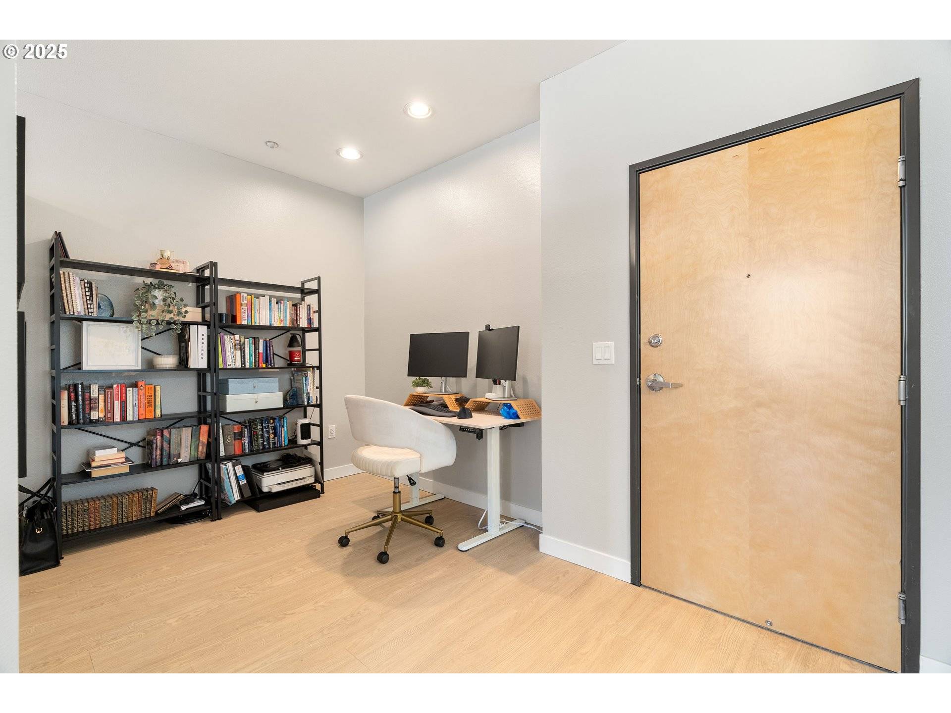 Portland, OR 97209,1125 NW 9TH AVE #517