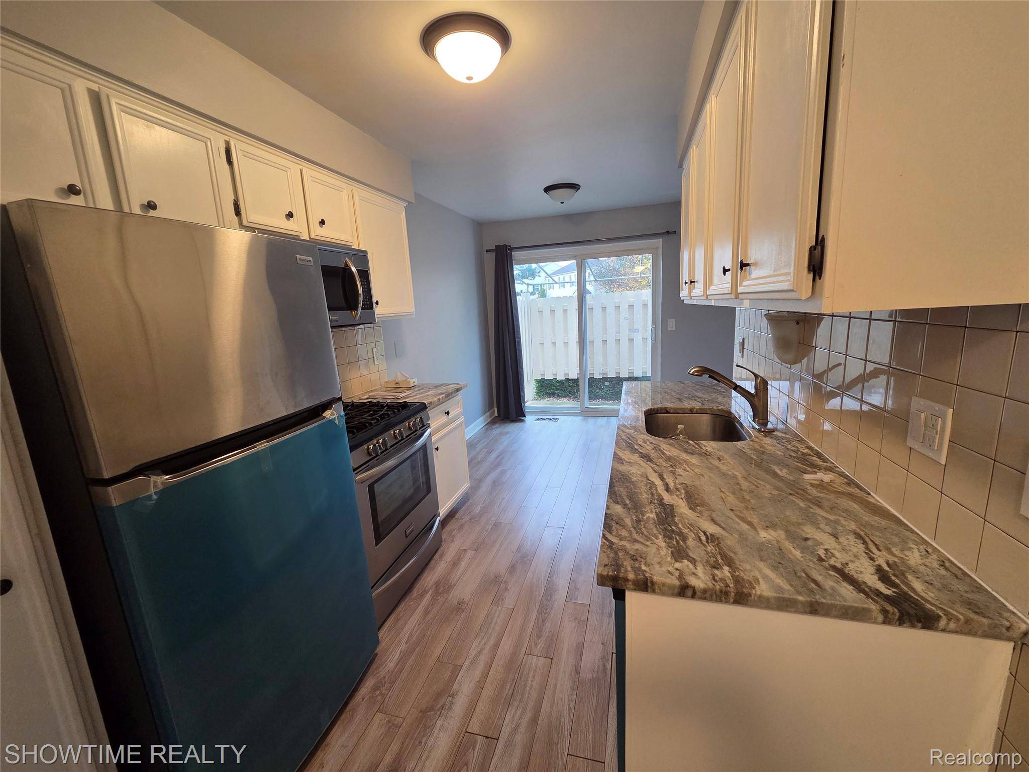 Clinton Township, MI 48038,15814 Newport DR