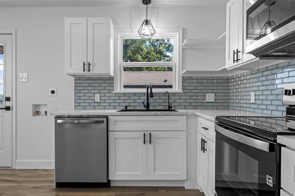 Waco, TX 76710,1421 Guthrie Drive