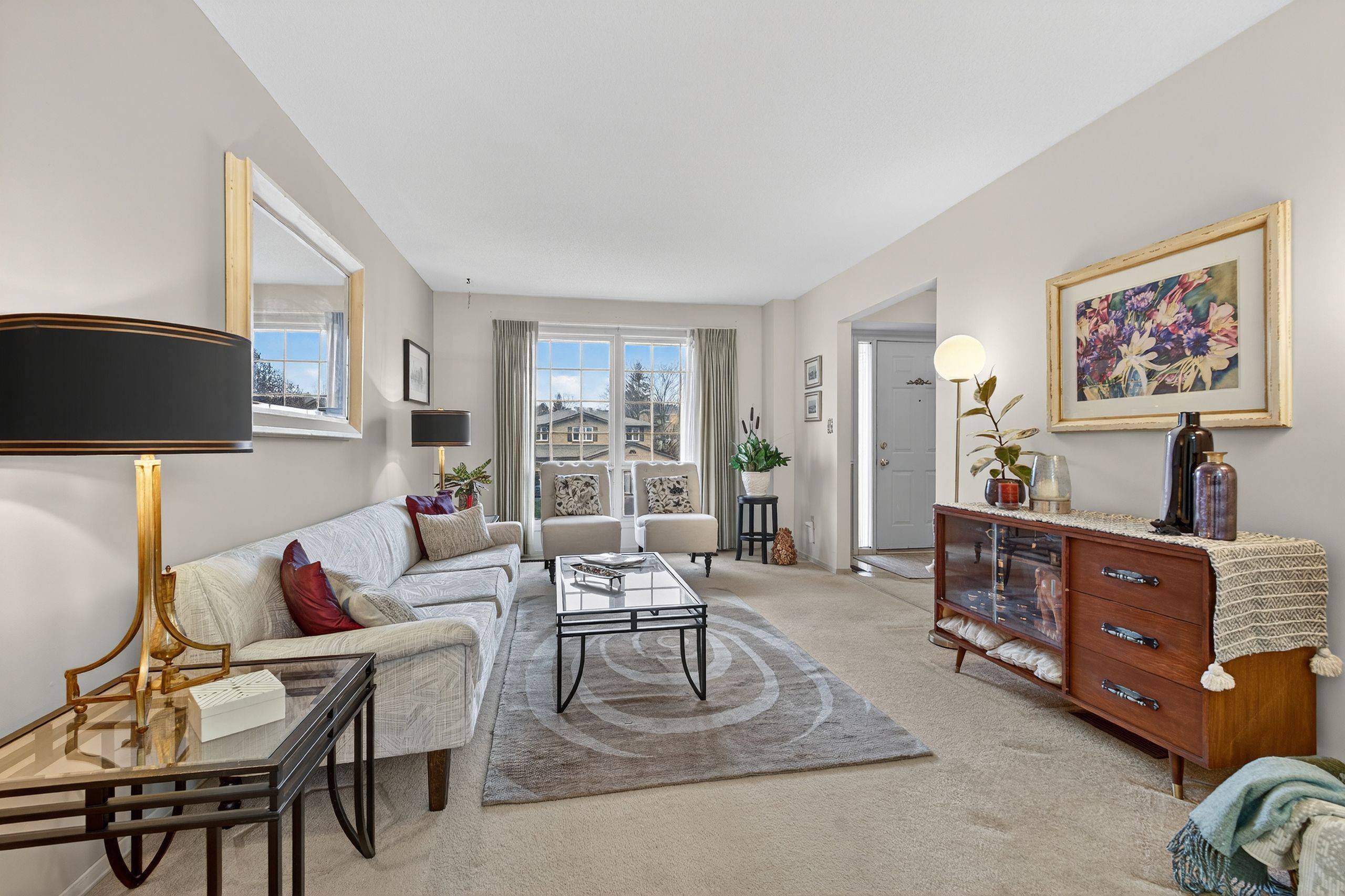 Kingston, ON K7P 1T1,887 Woodside DR