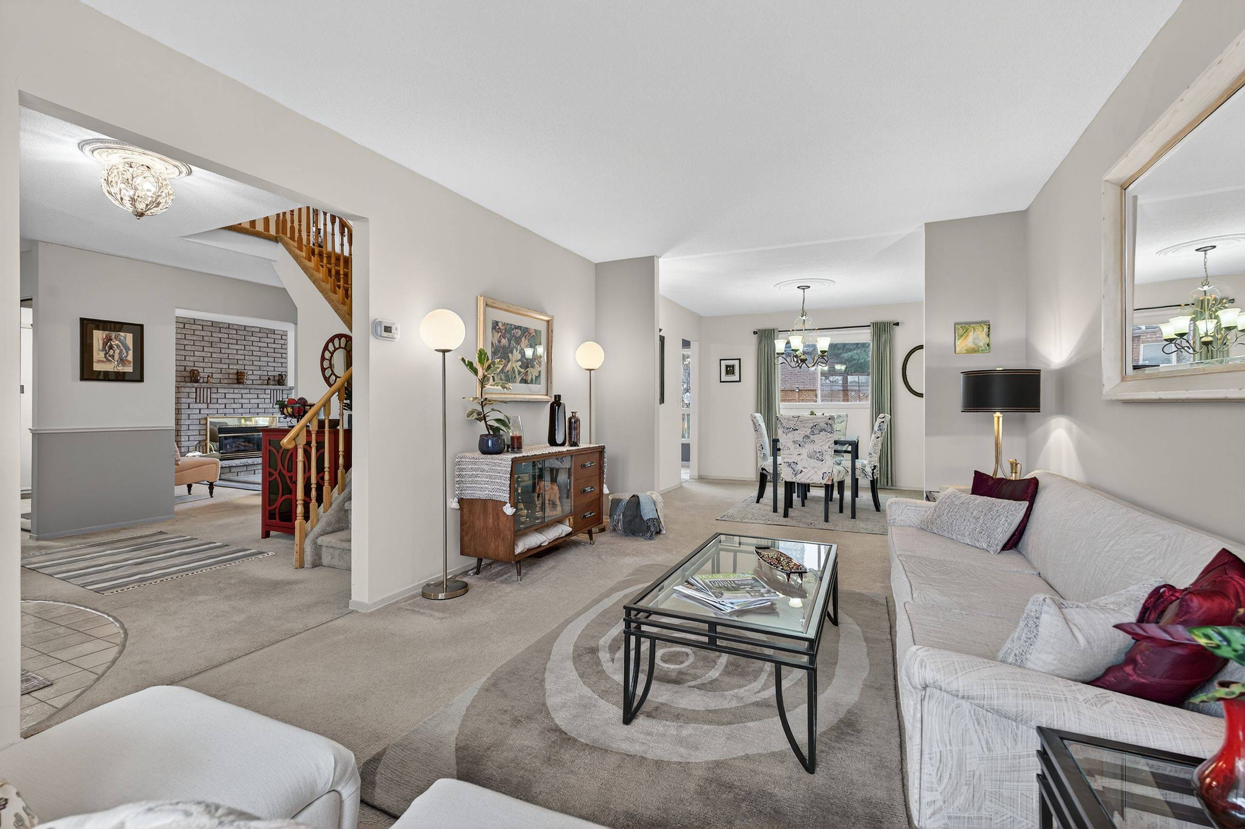 Kingston, ON K7P 1T1,887 Woodside DR