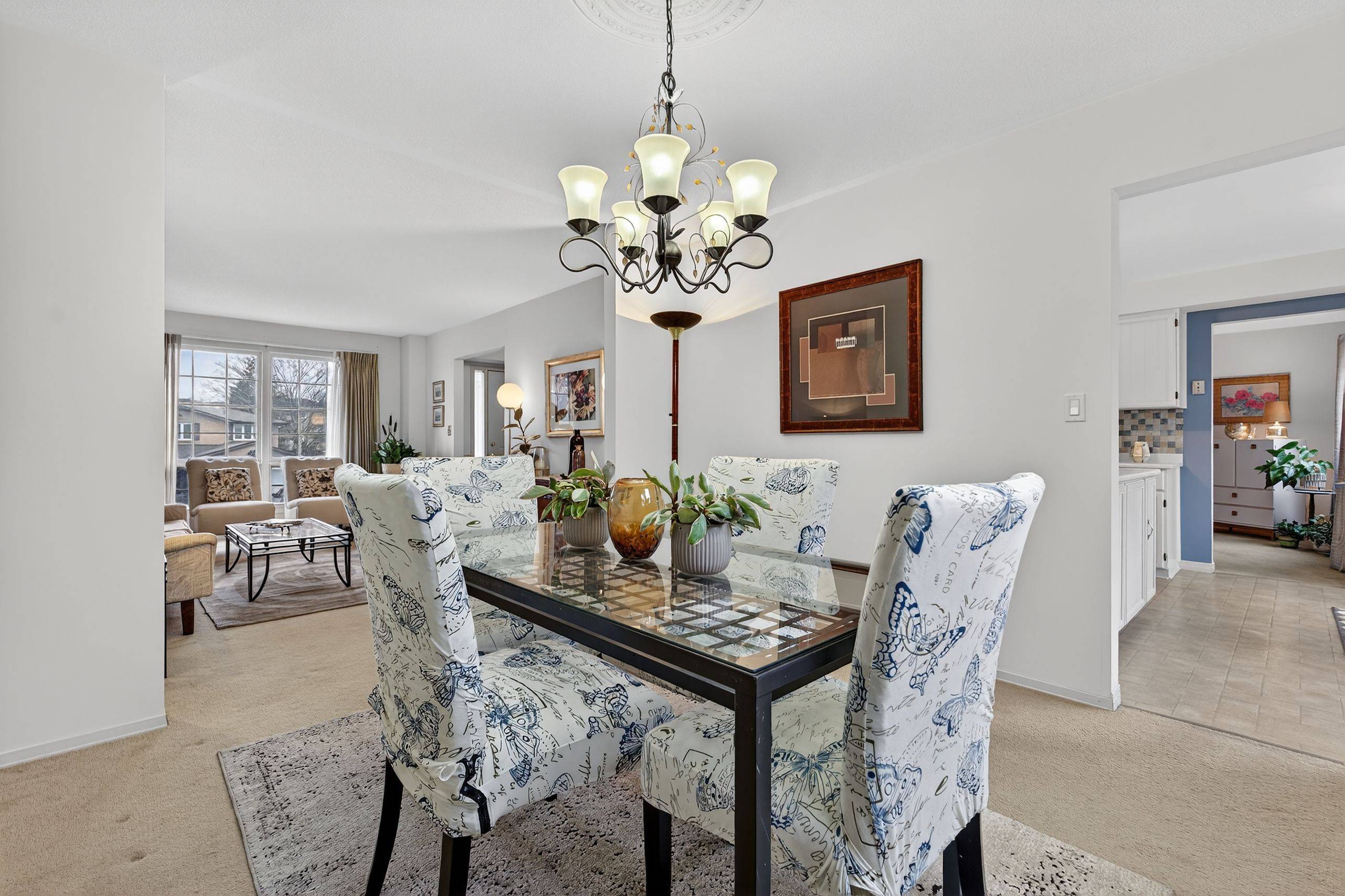 Kingston, ON K7P 1T1,887 Woodside DR