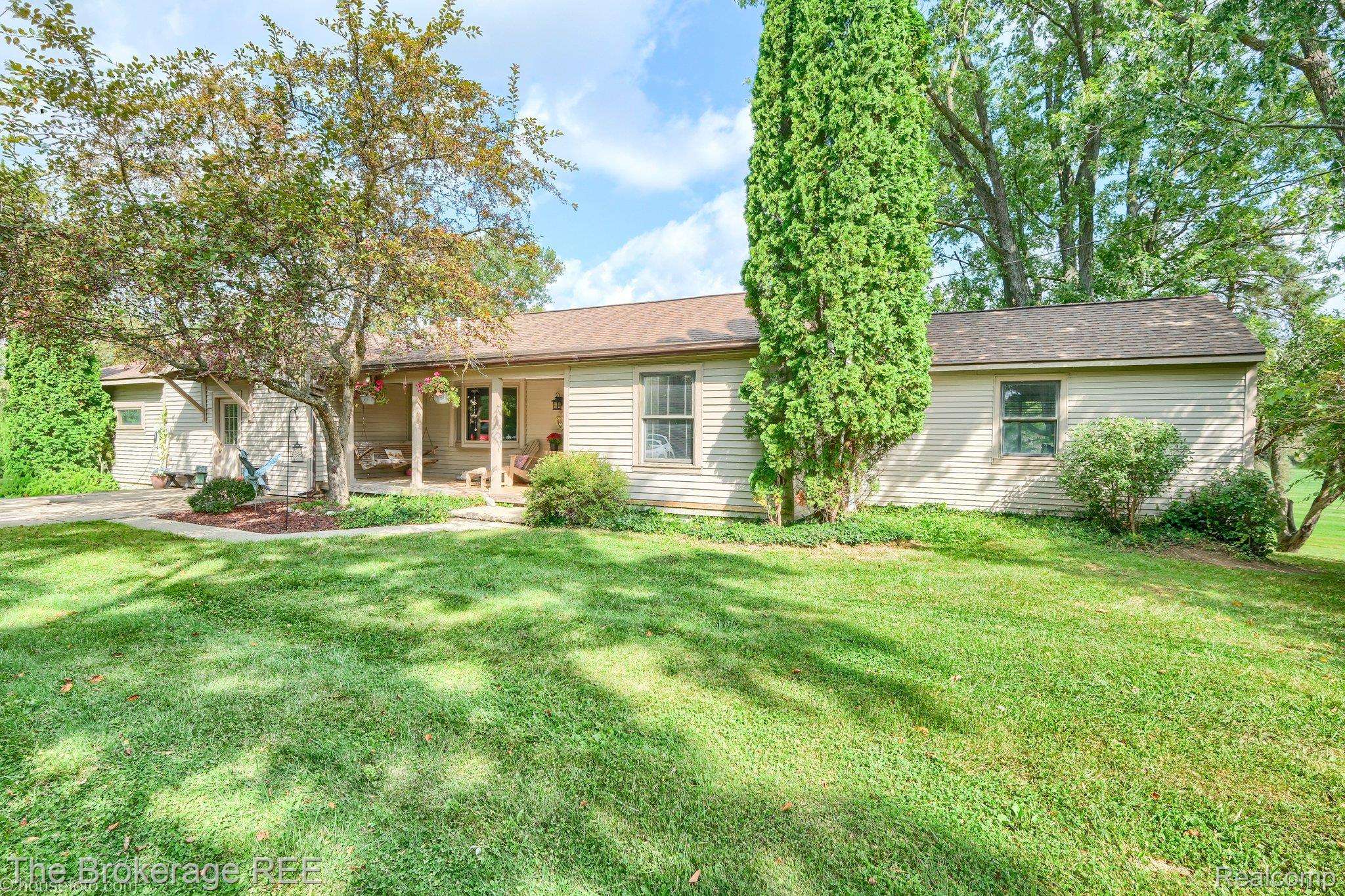 Grand Blanc, MI 48439,8439 Burpee RD