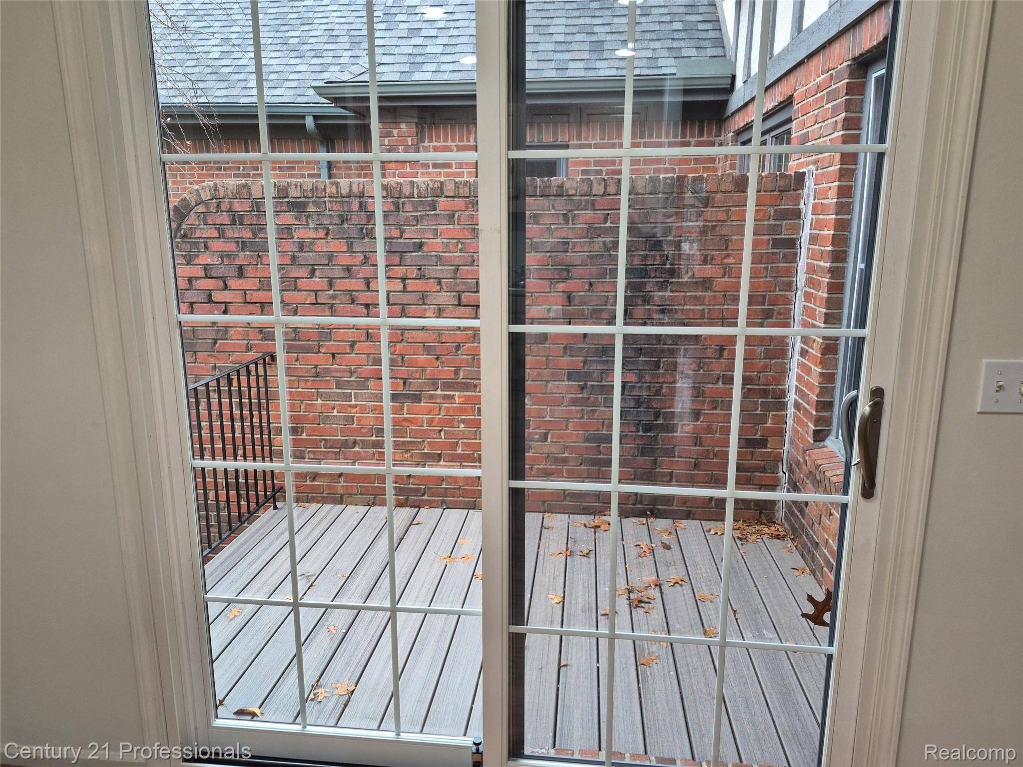 Lake Orion, MI 48362,134 Sandhills LN