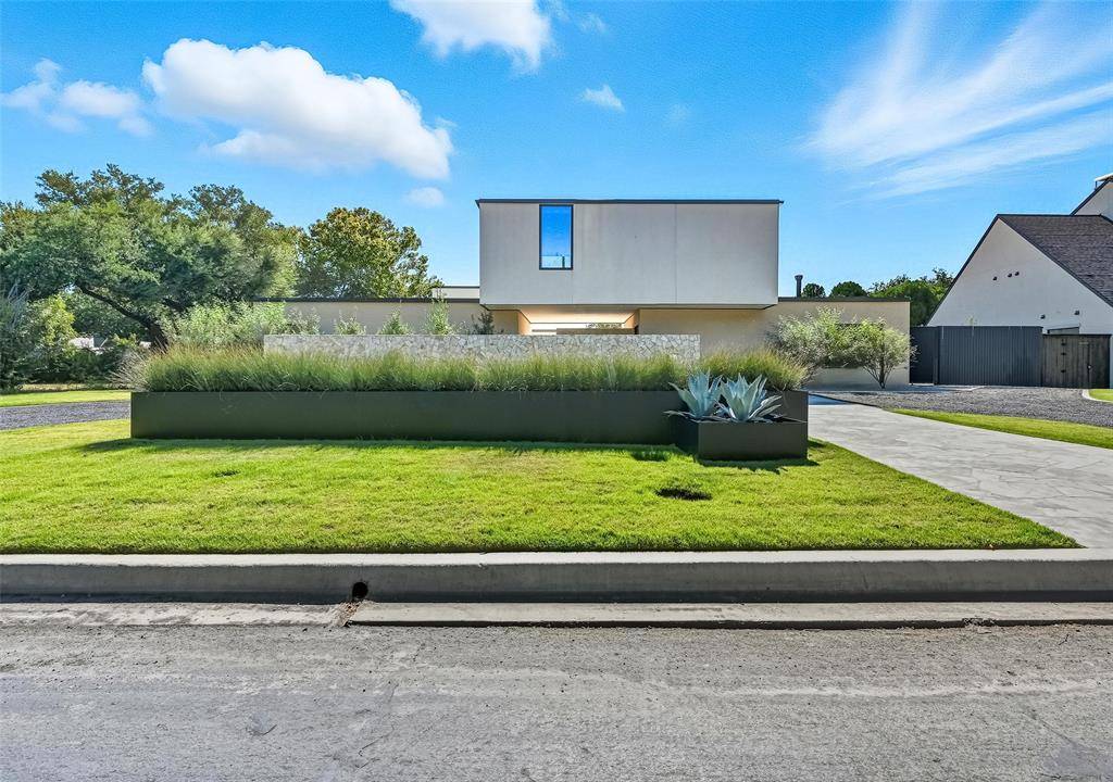 Dallas, TX 75230,5820 Northmoor Drive