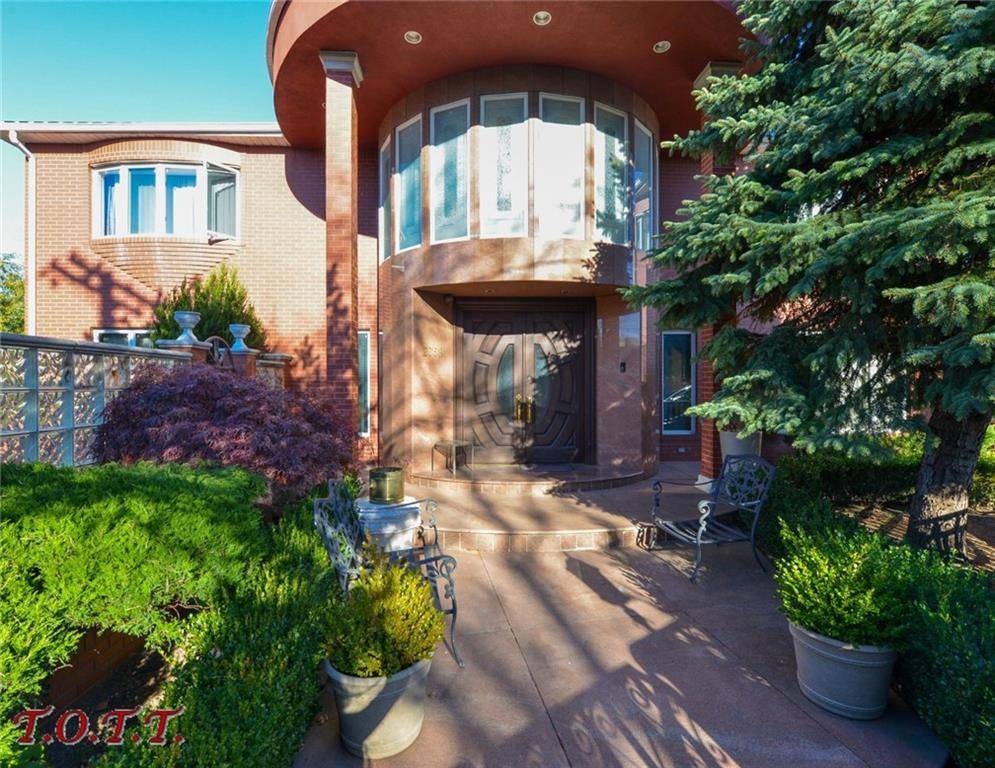 Brooklyn, NY 11234,2759 Whitman DR