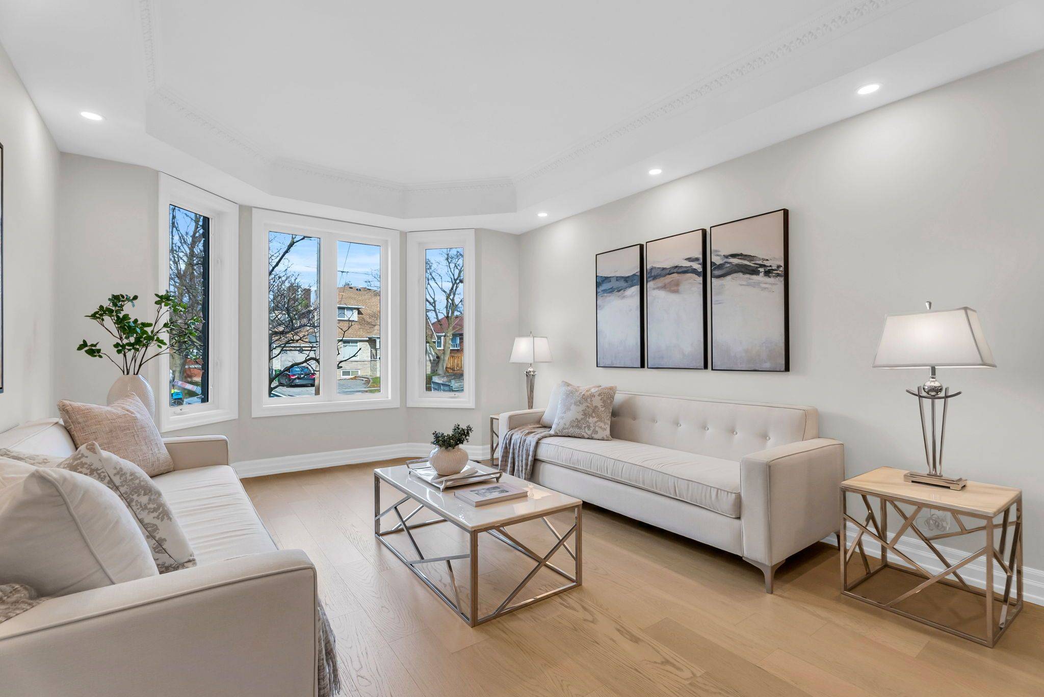 Toronto C07, ON M2M 1M2,111 Pleasant AVE