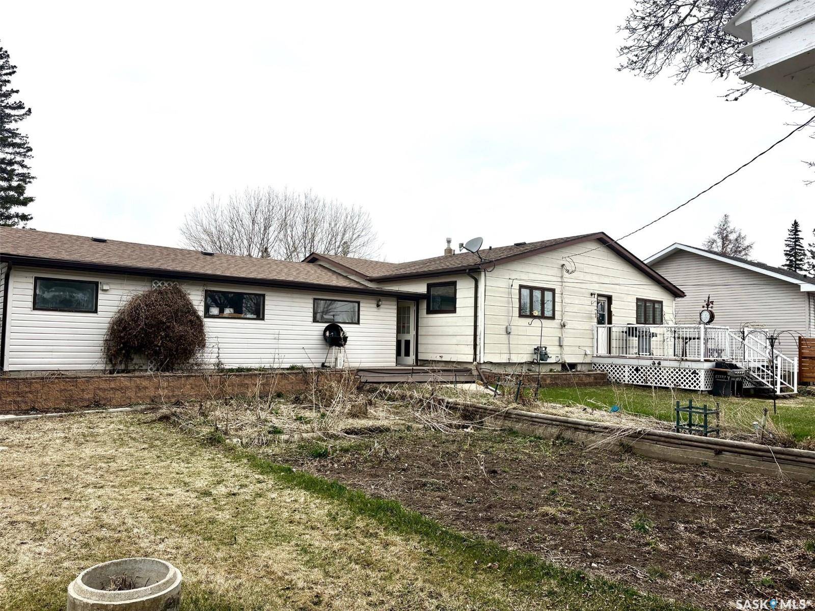 Whitewood, SK S0G 5C0,807 Elsinore STREET