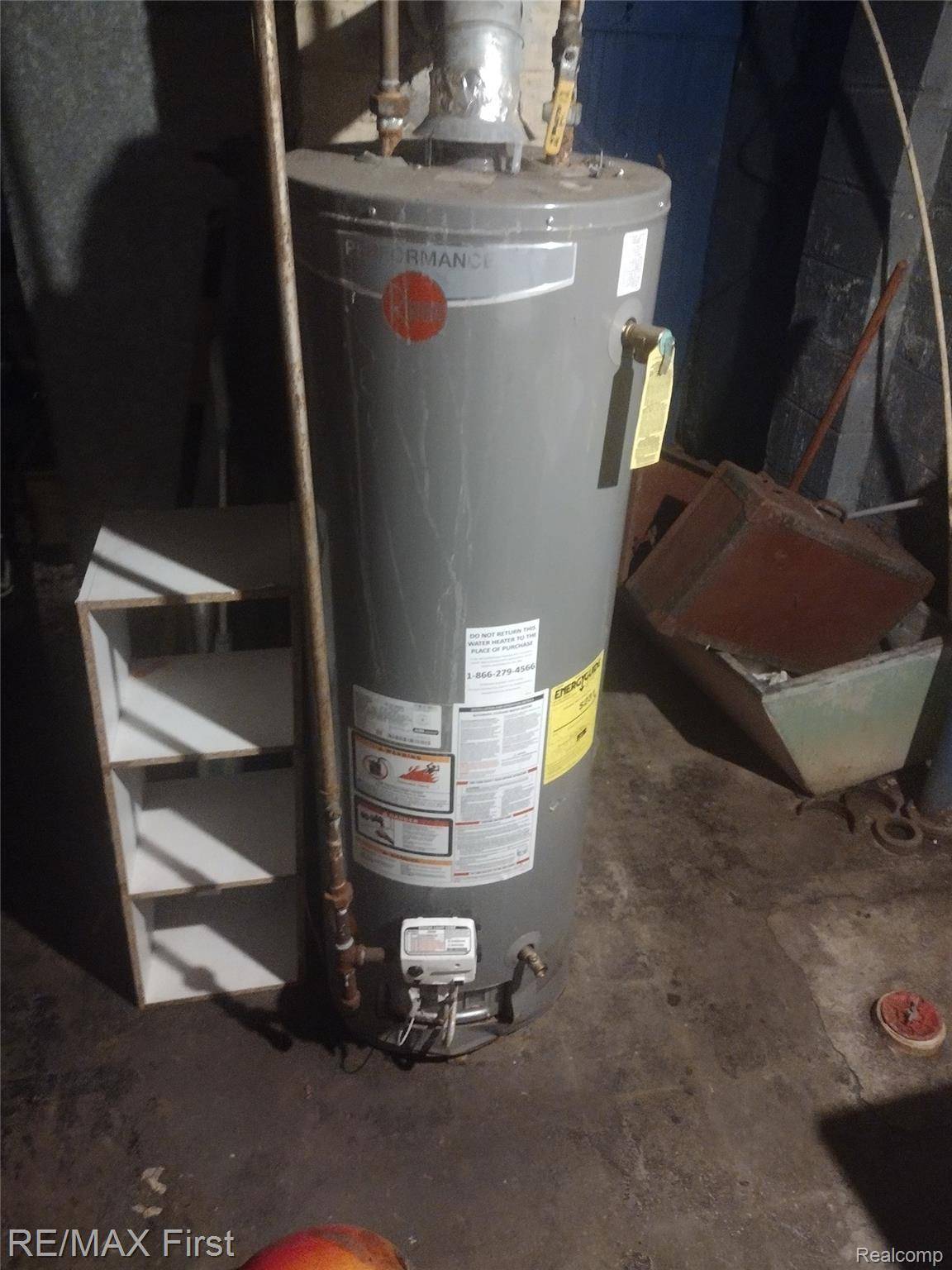 Detroit, MI 48228,8845 Pierson ST