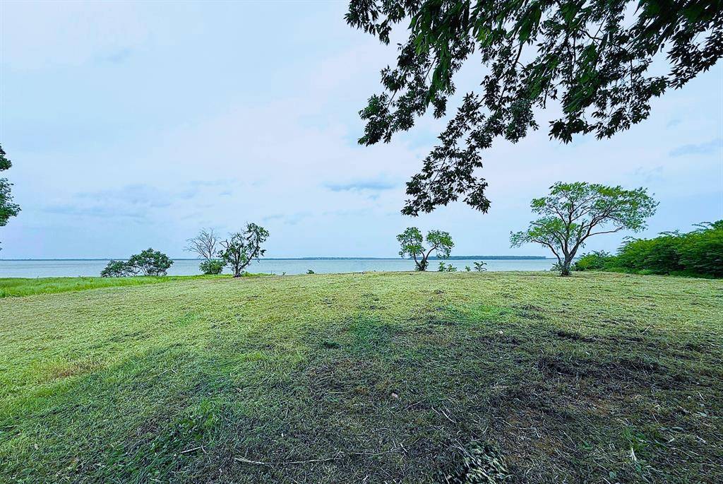 Kemp, TX 75143,8437 Edgewater Drive