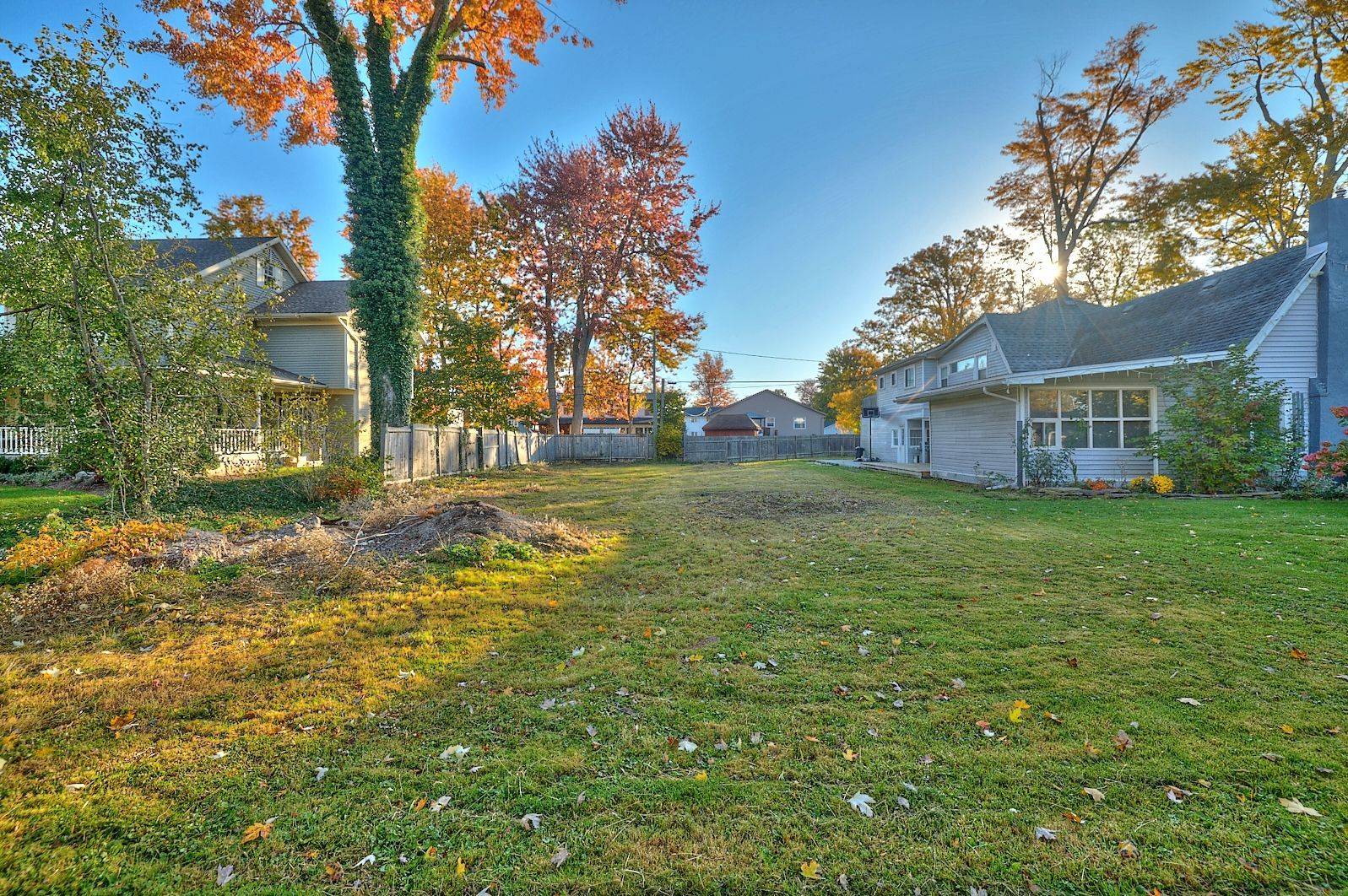 Fort Erie, ON L2A 4Z4,624-LT1 DAYTONA DR