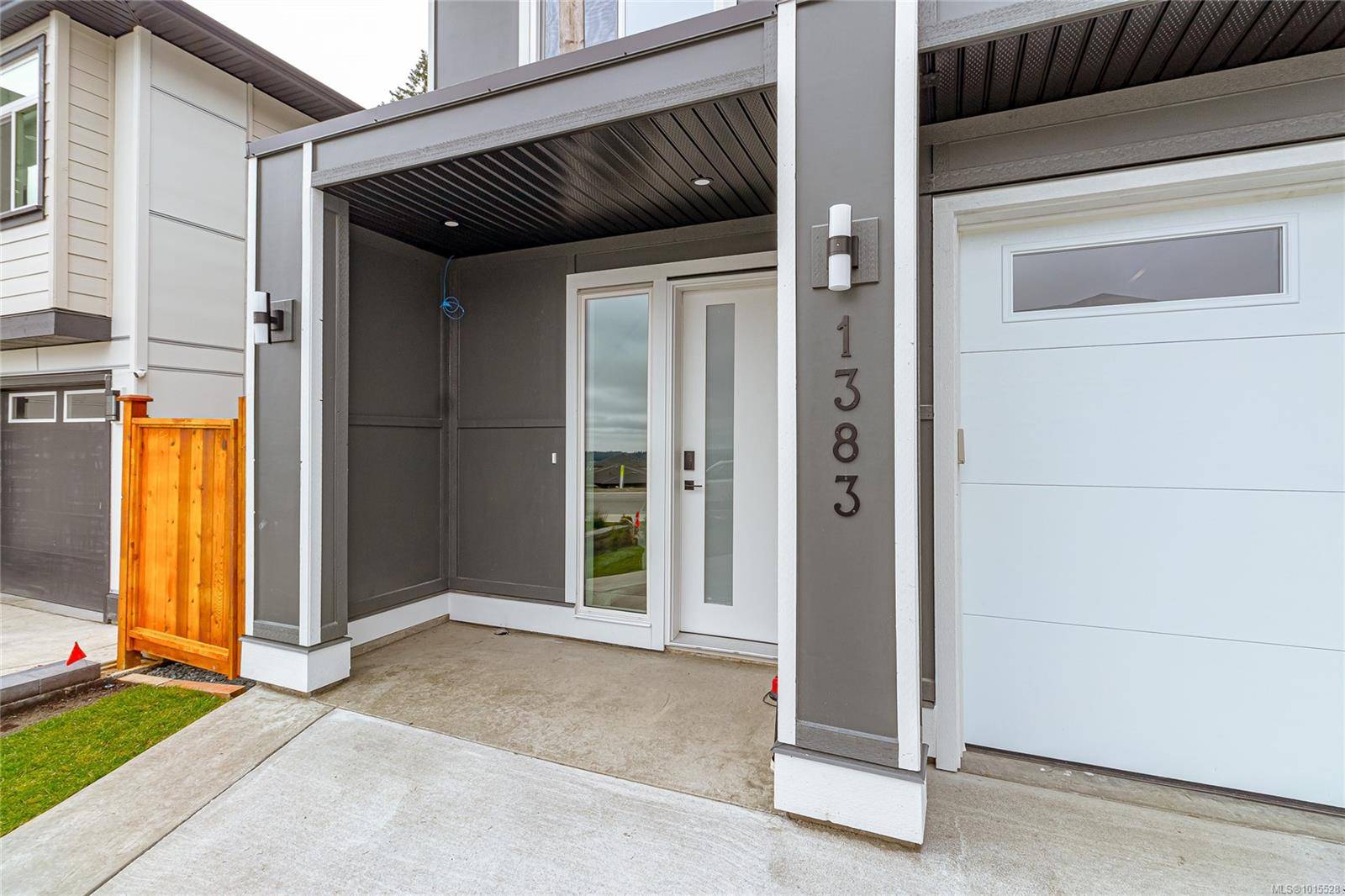 Langford, BC V9B 7A2,1383 Sandstone Lane