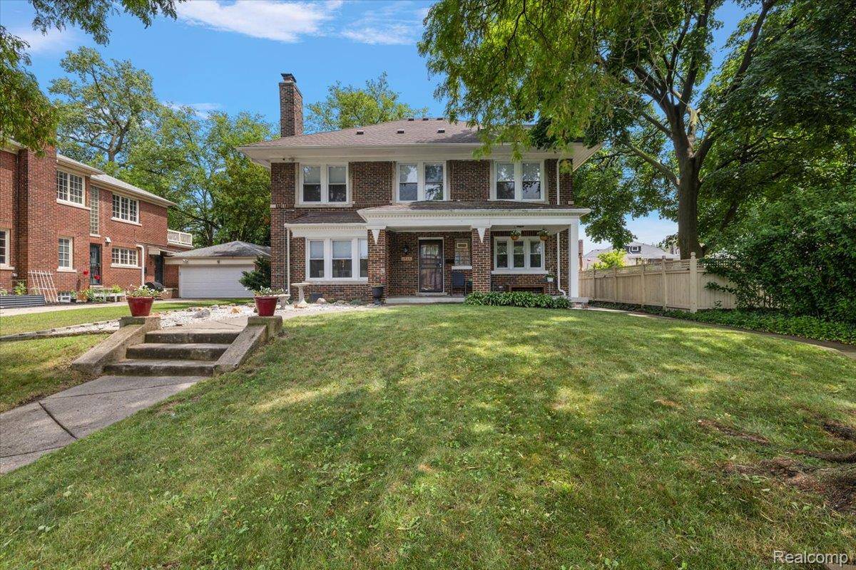 Detroit, MI 48206,1925 Chicago BLVD