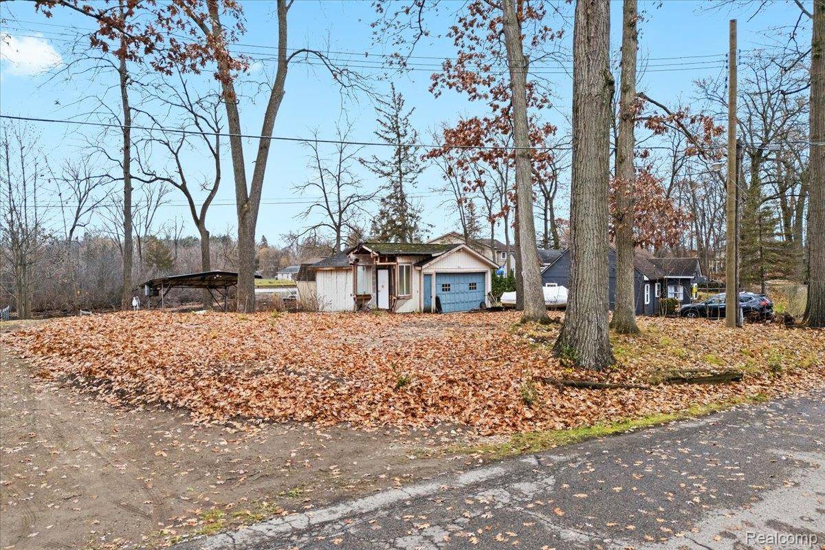 White Lake, MI 48383,4370 Leroy ST