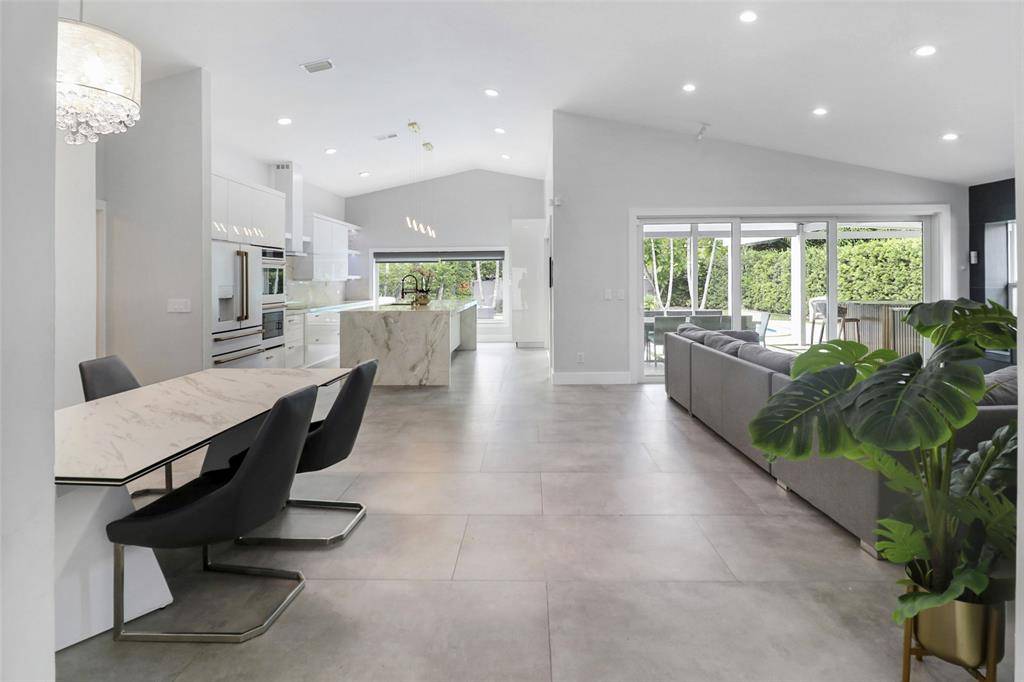 Coconut Creek, FL 33073,5253 NW 55th Ter