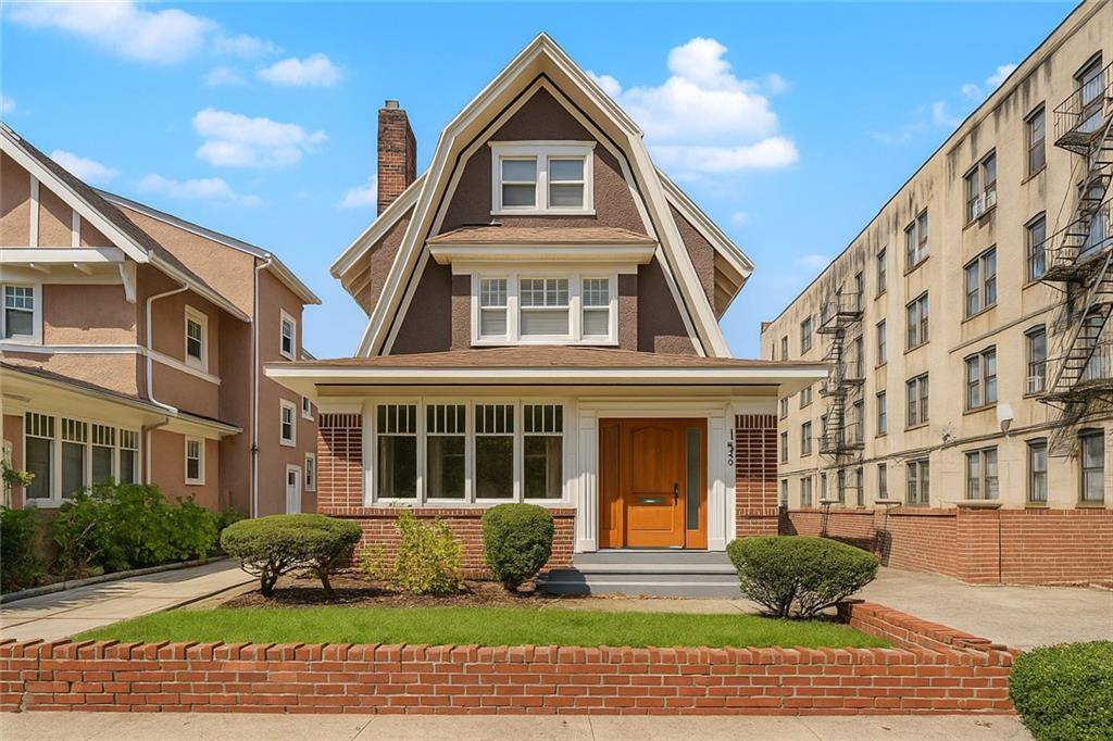 Brooklyn, NY 11230,1917 Glenwood RD