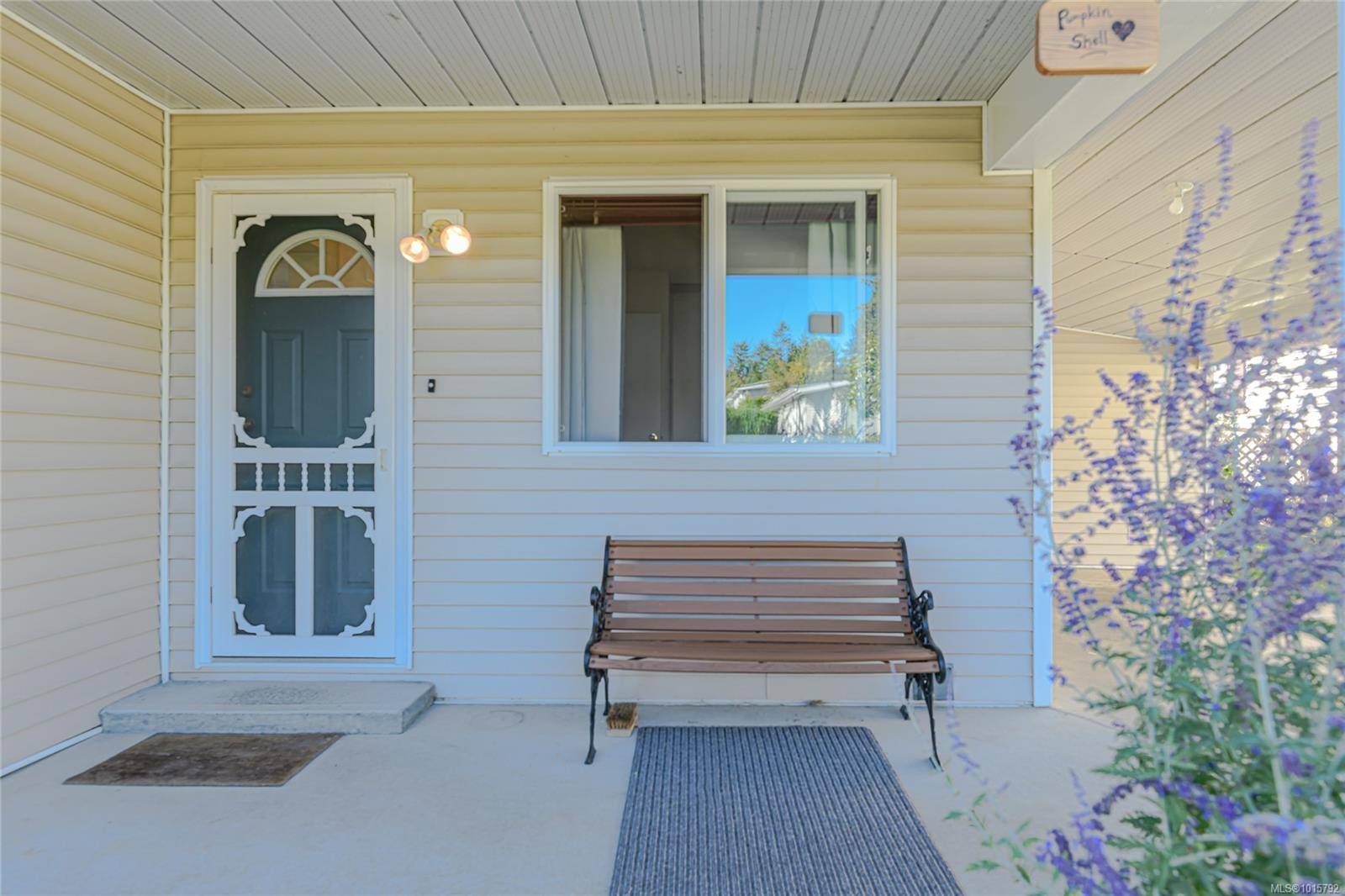 Salt Spring, BC V8K 1S3,135 Brinkworthy Rd #2084