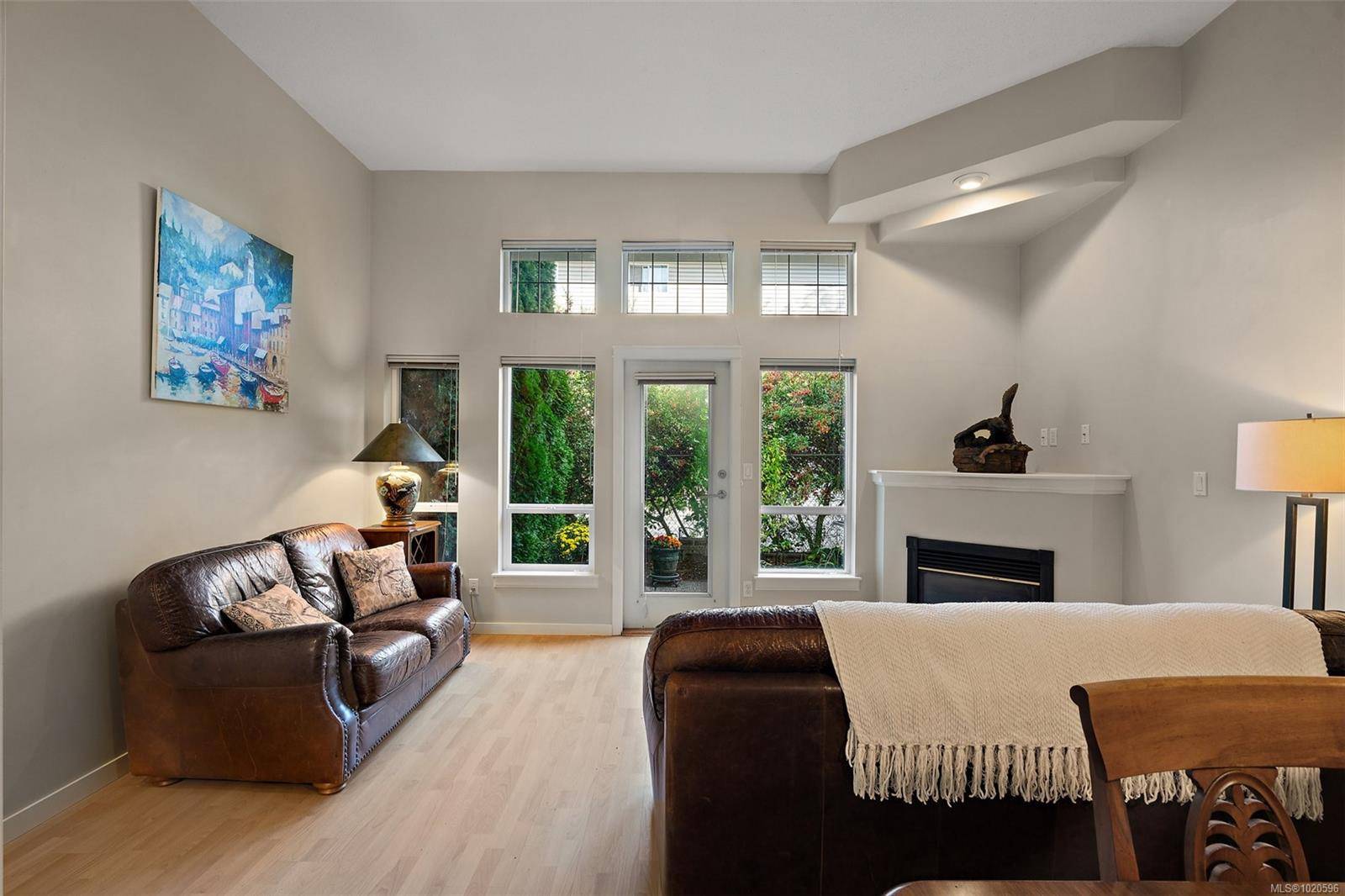 Victoria, BC V8T 5L4,1019 North Park St #21