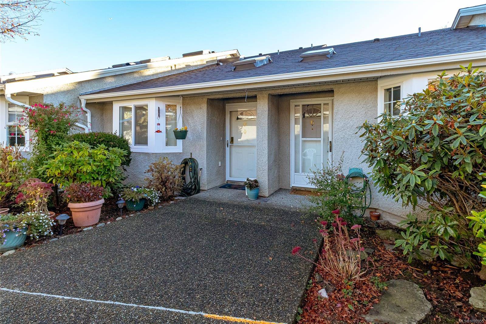 Central Saanich, BC V8M 2C1,2600 Ferguson Rd #41