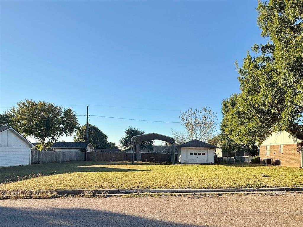 Collinsville, TX 76233,300 Denton Court