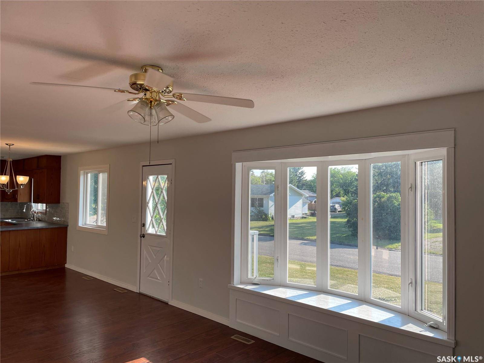 Wadena, SK S0A 4J0,218 1st STREET NW