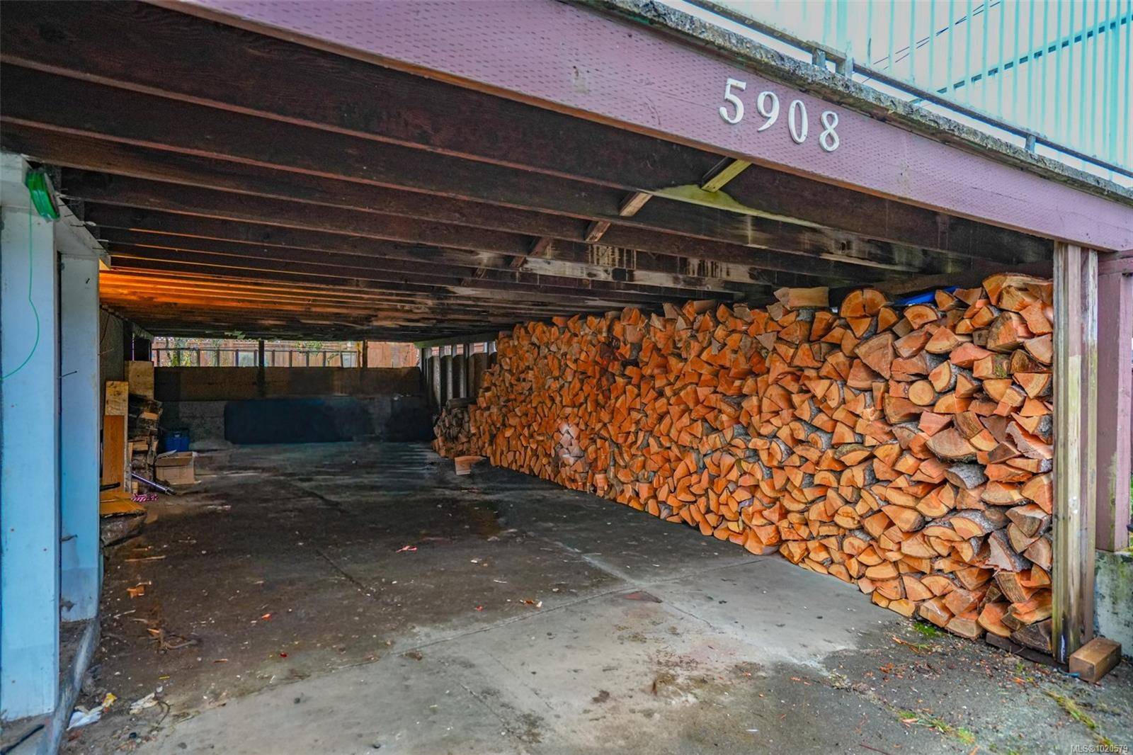 Port Alberni, BC V9Y 8R7,5908 Becker Pl