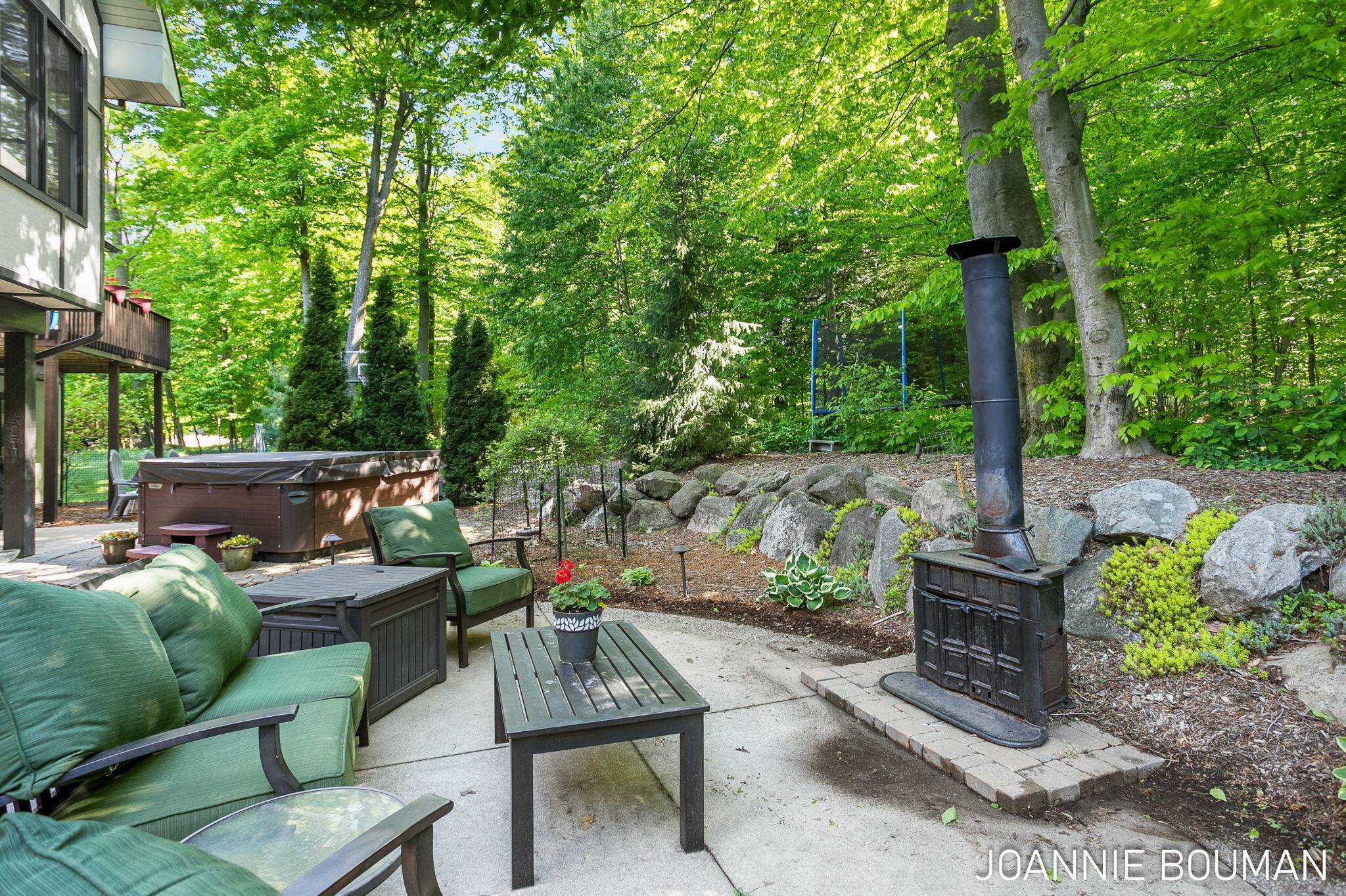 West Olive, MI 49460,15611 River Woods DR