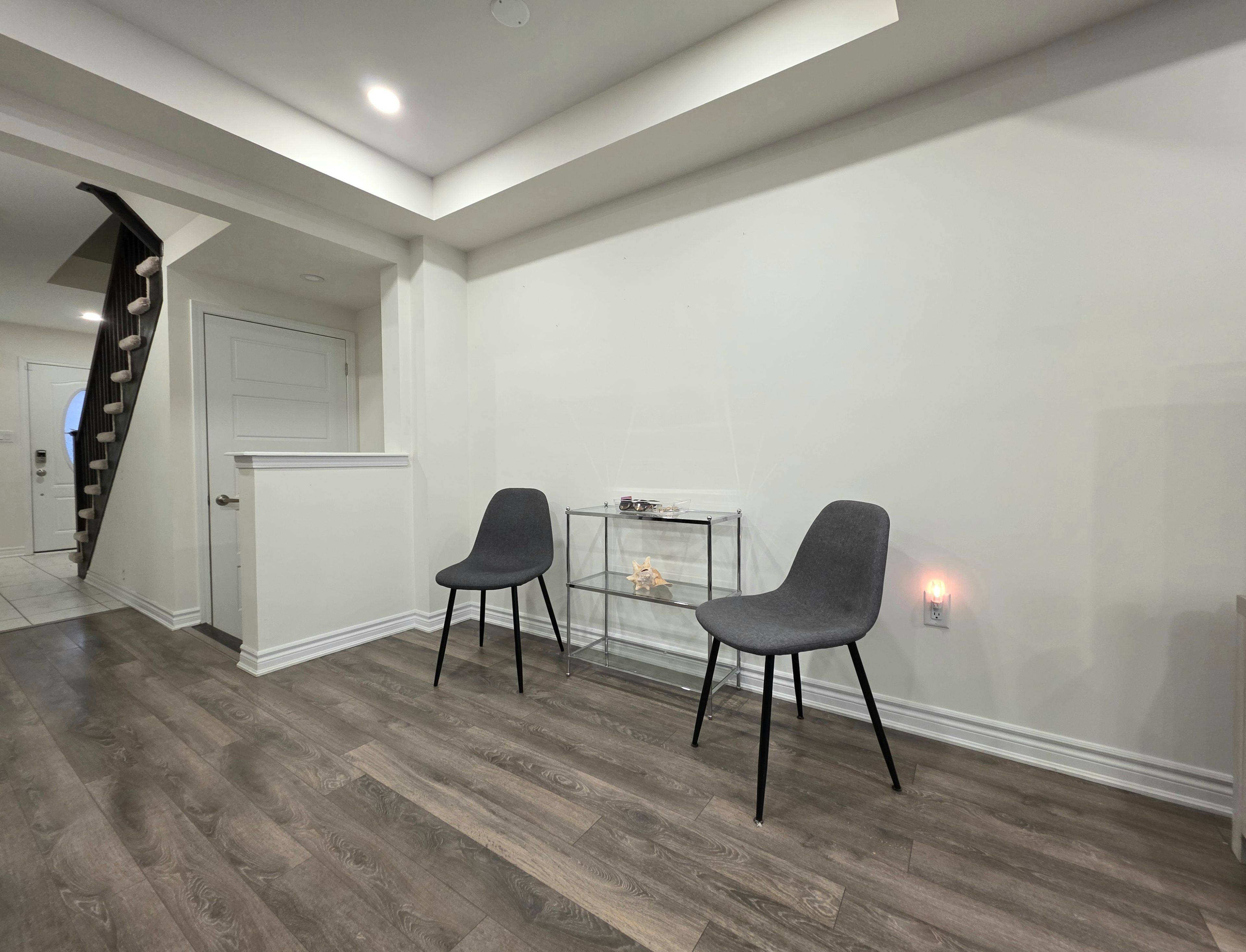 Milton, ON L9E 1C5,301 Beasley TER