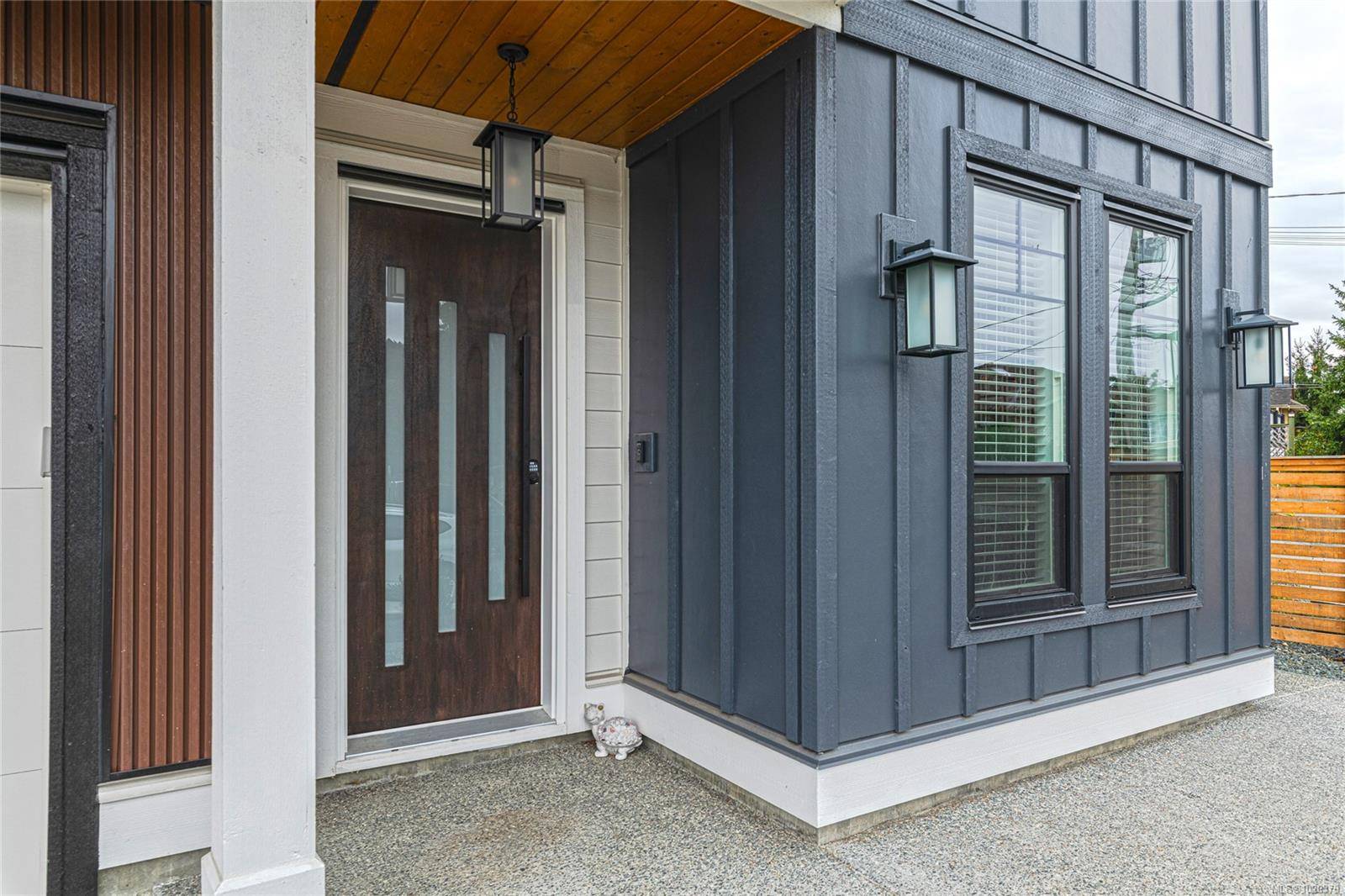 Langford, BC V9B 6Y6,2367 Swallow Pl