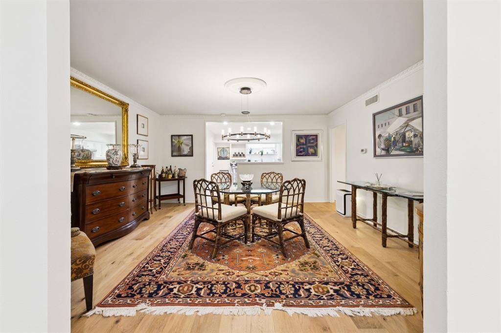 Dallas, TX 75225,6227 Bandera Avenue #D