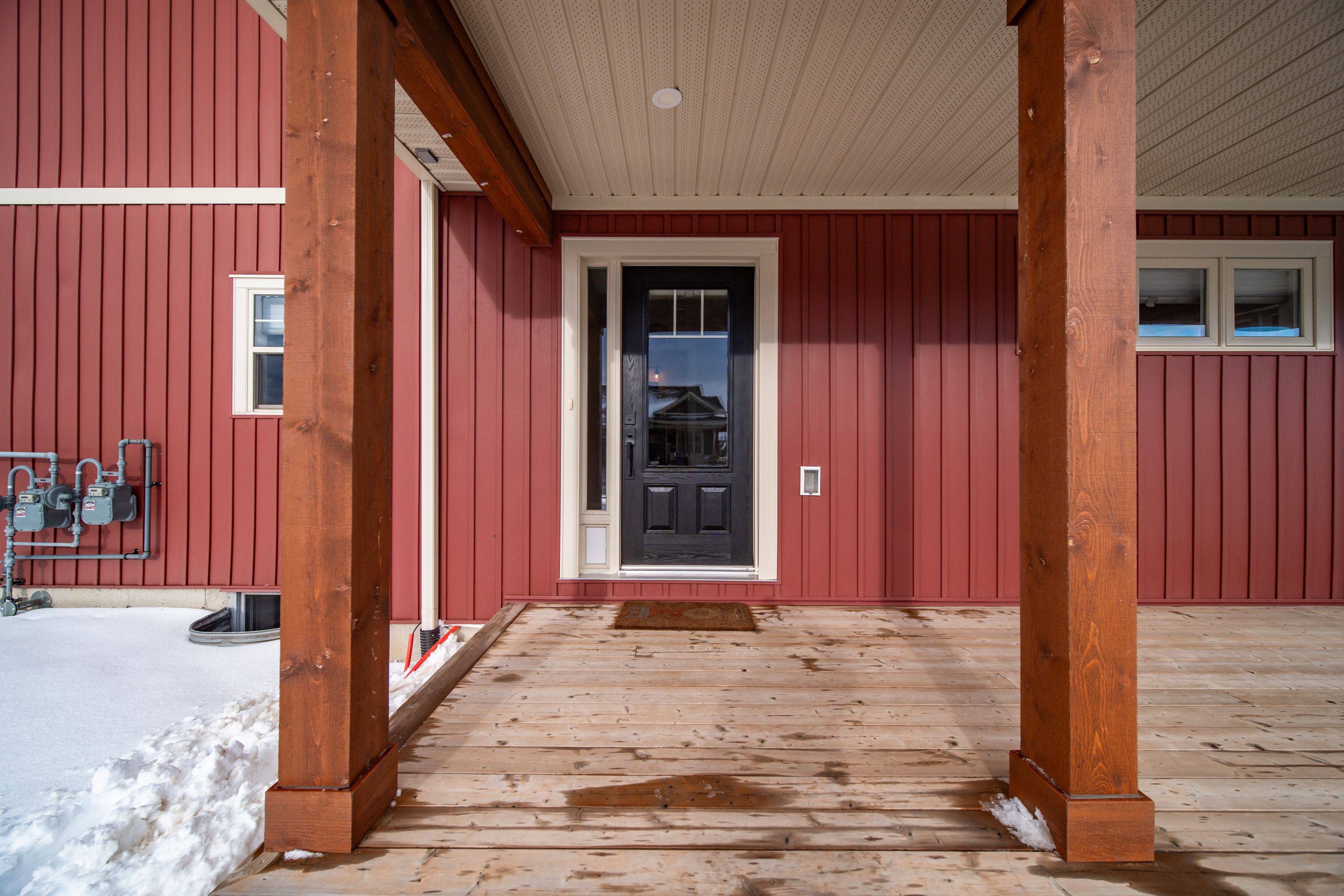 Saugeen Shores, ON N0H 2C3,1 Eagle CT