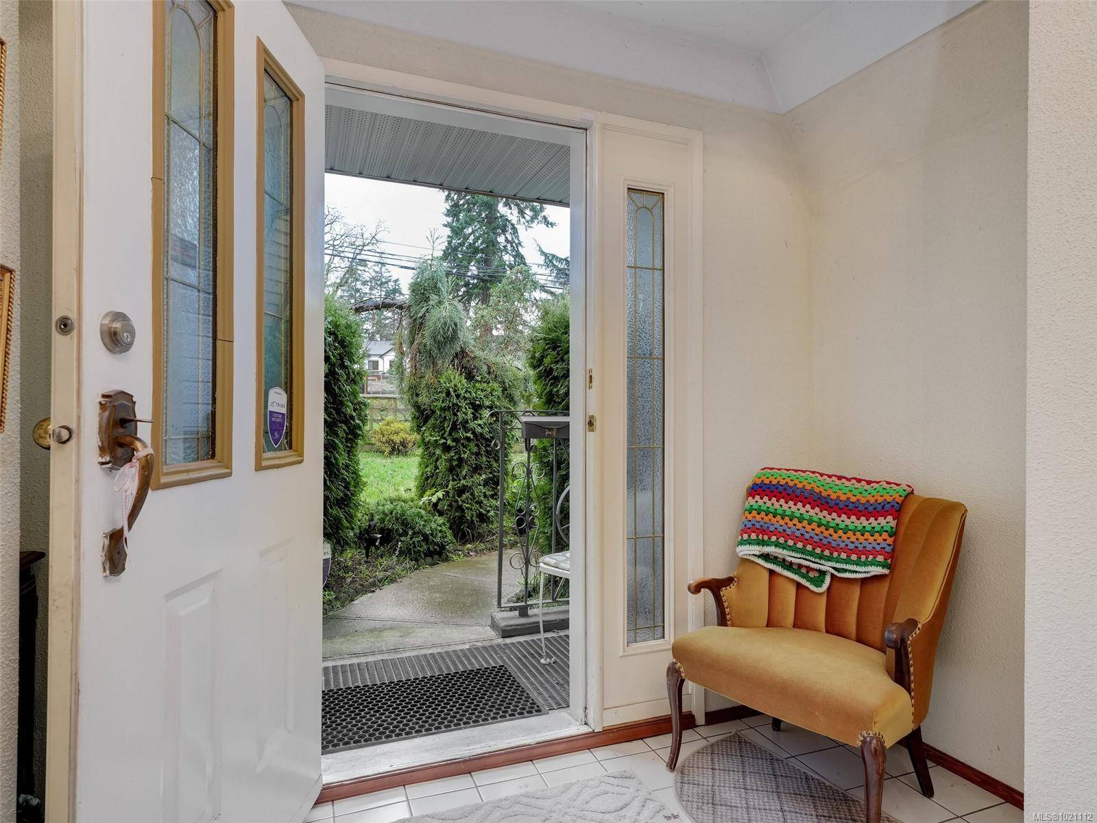 Saanich, BC V9E 2C6,4231 Interurban Rd