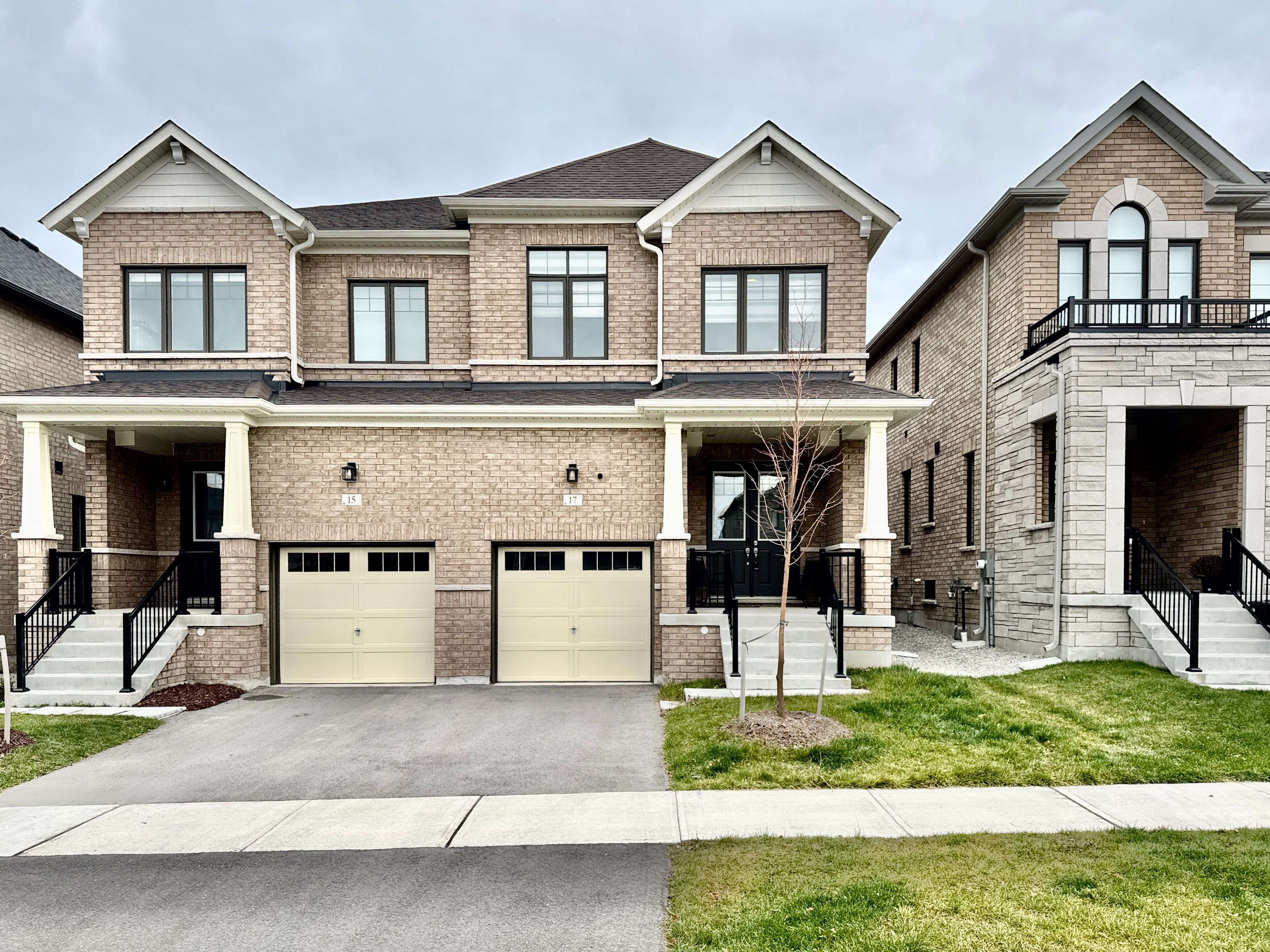 Springwater, ON L9X 2C8,17 Periwinkle RD