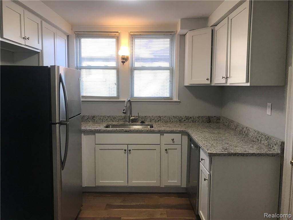 Detroit, MI 48223,15874 ASHTON RD