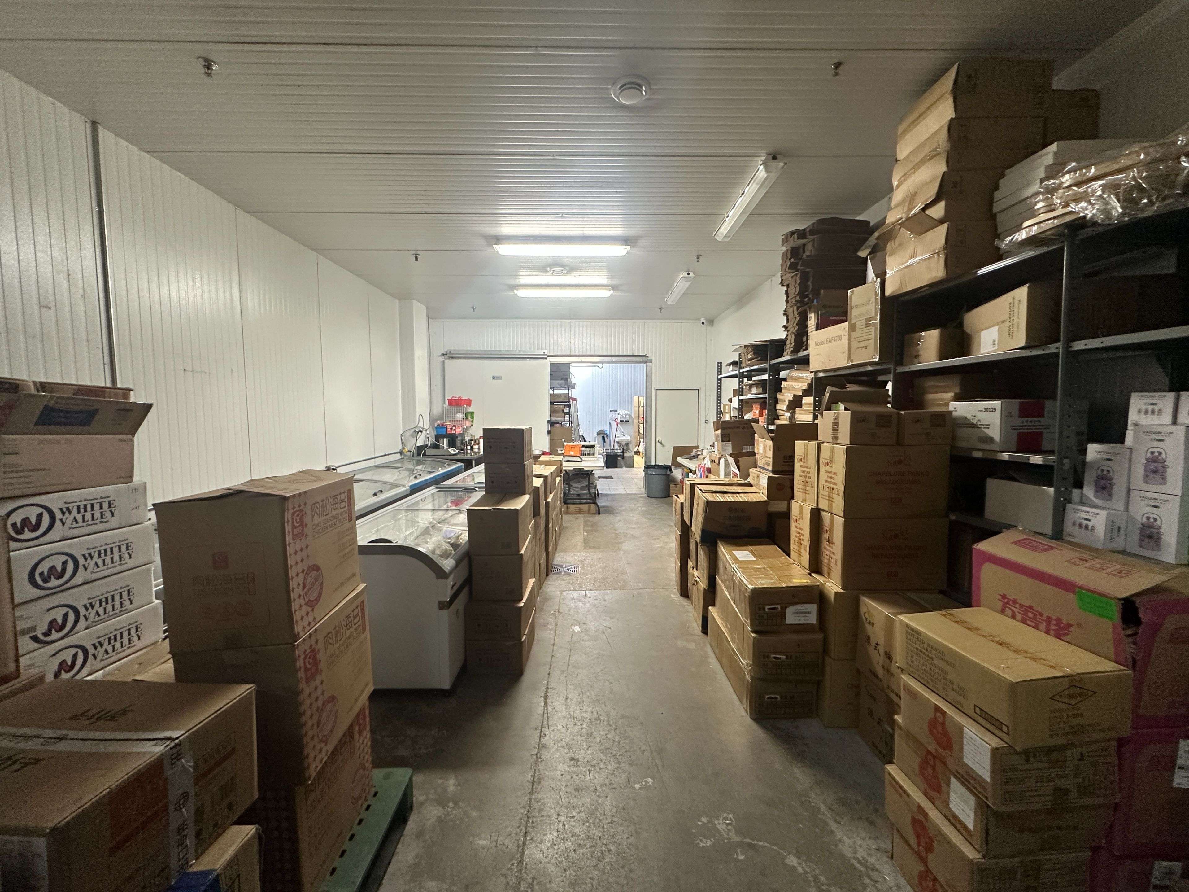 Markham, ON L6G 0A6,21 Fairburn DR #28/29