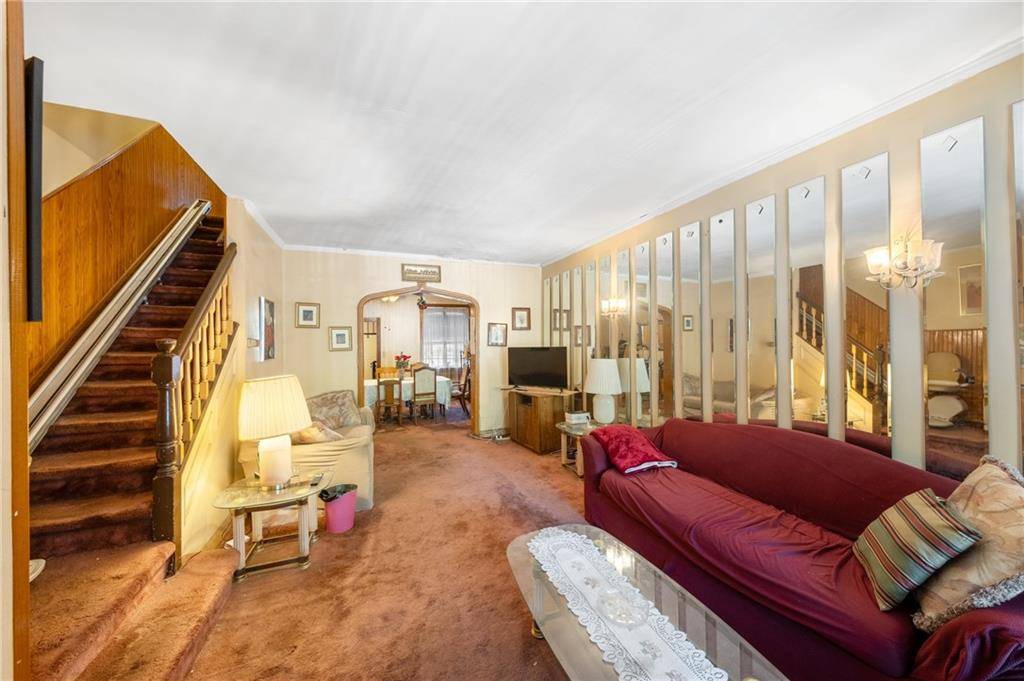 Brooklyn, NY 11212,52 East 92nd ST